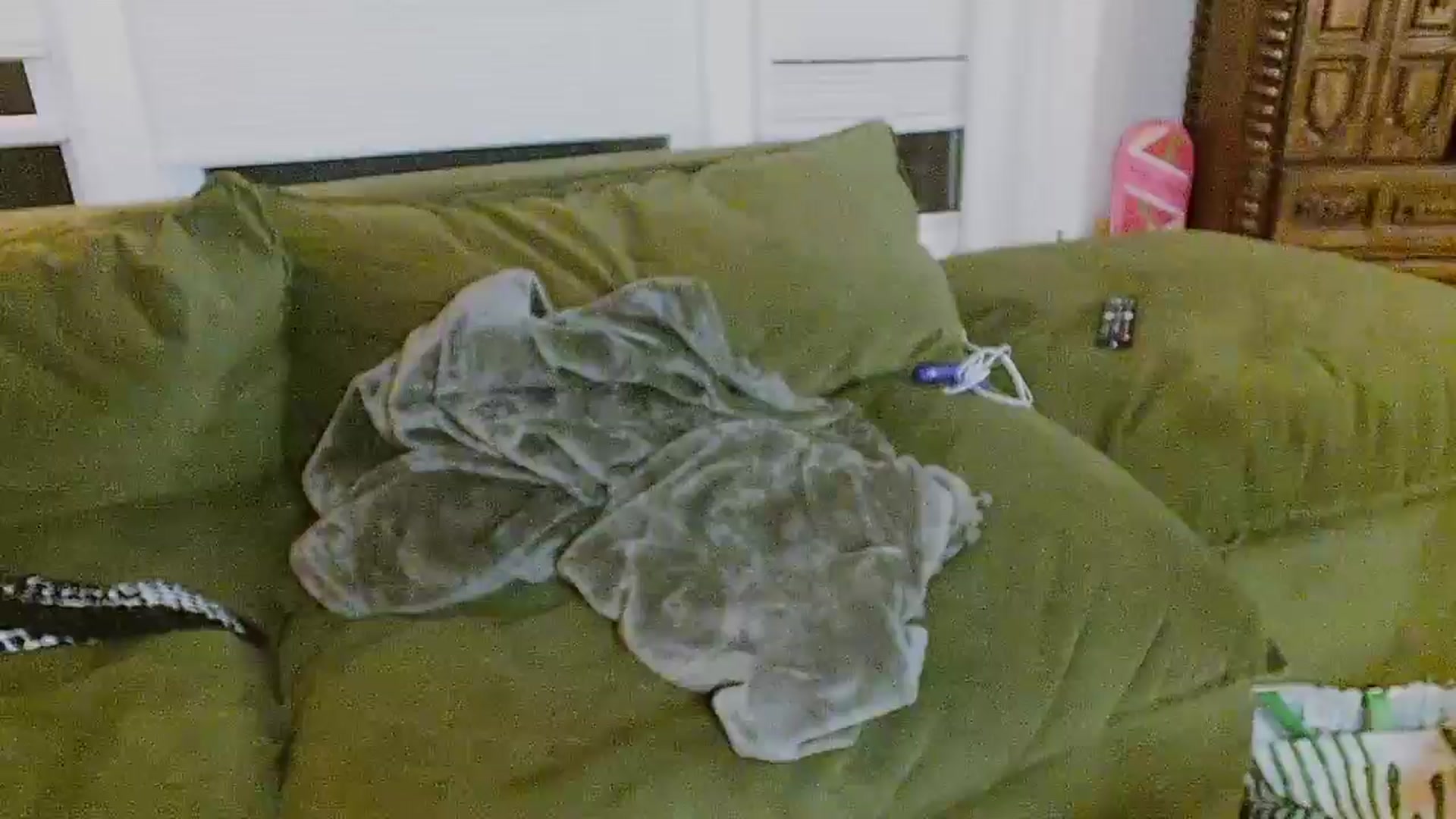 Gallery image thumbnail from Strawberrrri1's myfreecams stream on, 06/23/2024, 03:55 image 18 of 20