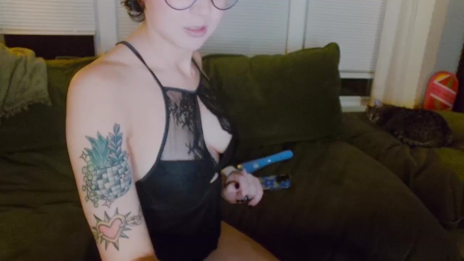 Gallery image thumbnail from Strawberrrri1's myfreecams stream on, 08/04/2024, 03:48 image 2 of 20