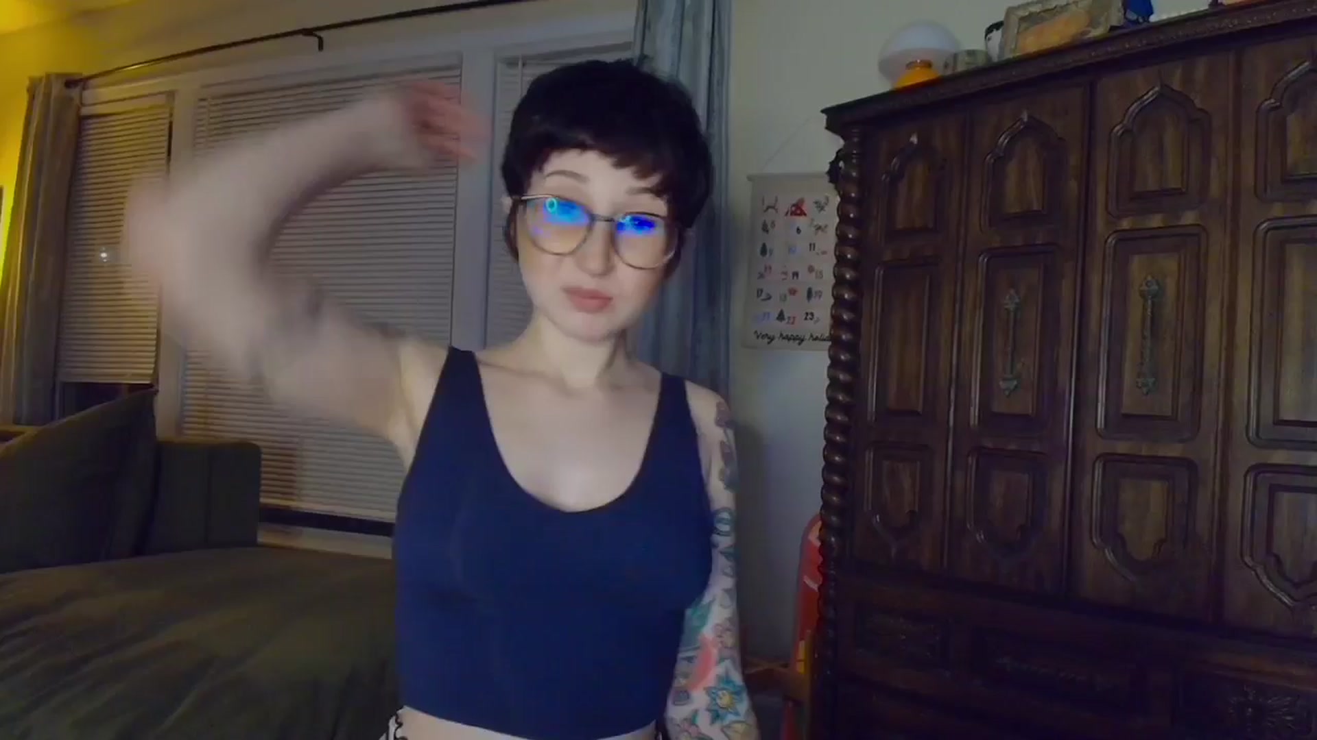 Gallery image thumbnail from Strawberrrri1's myfreecams stream on, 12/08/2024, 04:30 image 1 of 20