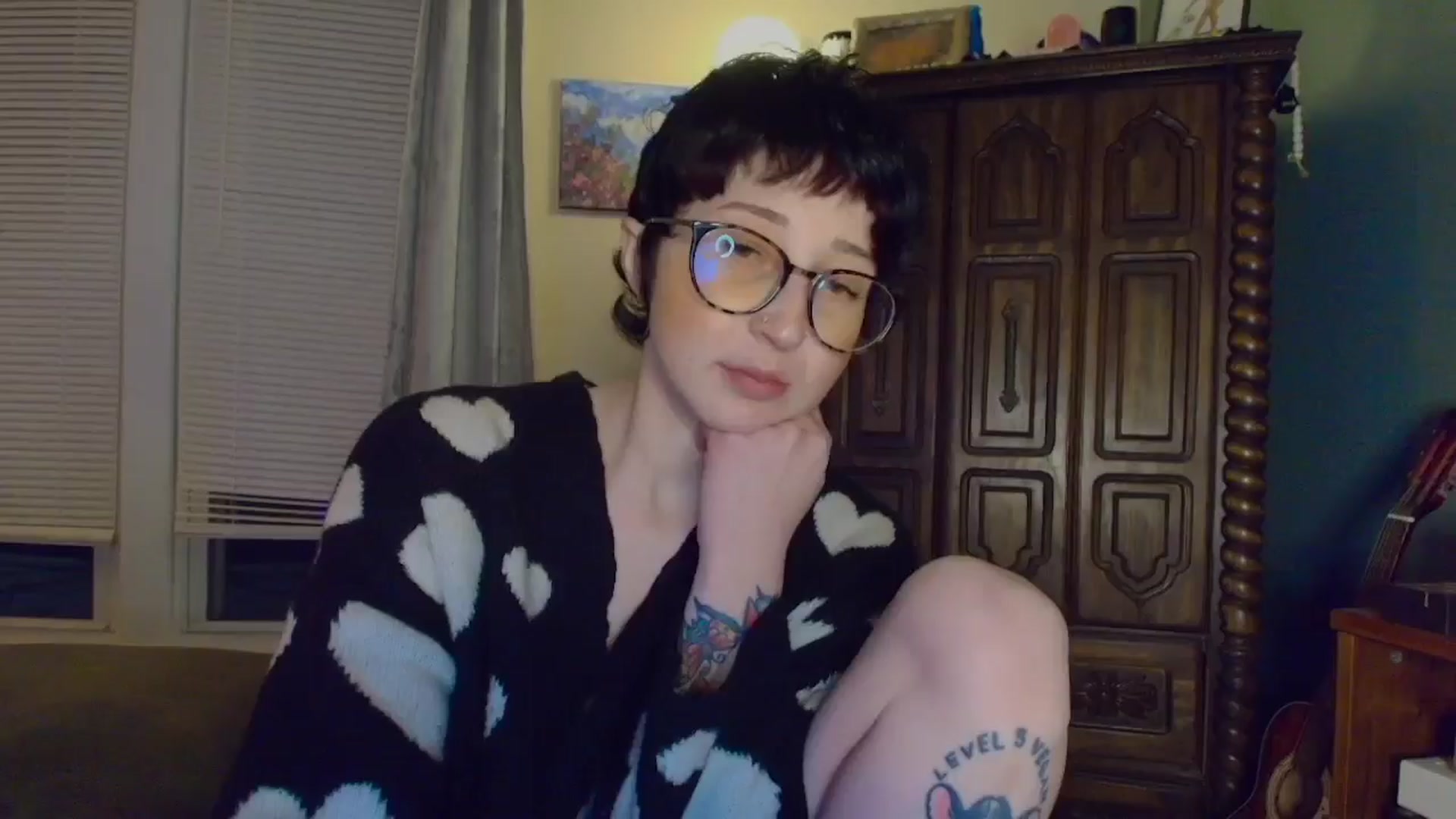 Gallery image thumbnail from Strawberrrri1's myfreecams stream on, 01/12/2025, 04:06 image 18 of 20