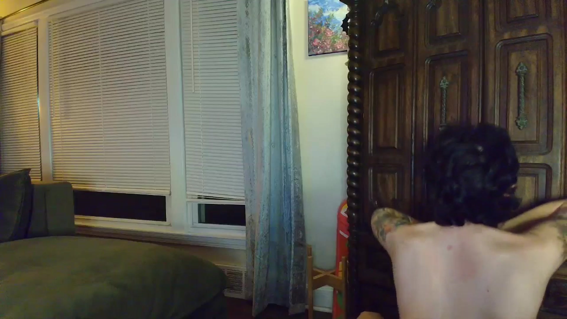Gallery image thumbnail from Strawberrrri1's myfreecams stream on, 04/20/2025, 03:42 image 10 of 20