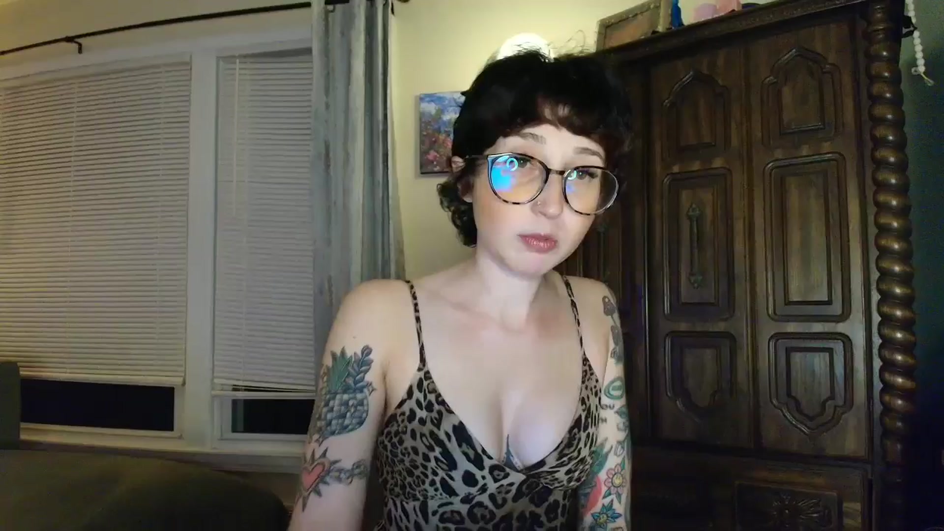 Gallery image thumbnail from Strawberrrri1's myfreecams stream on, 04/20/2025, 03:42 image 1 of 20