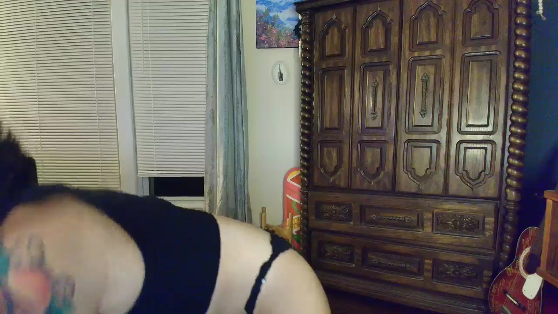 Gallery image thumbnail from Strawberrrri1's myfreecams stream on, 06/08/2025, 02:32 image 5 of 20