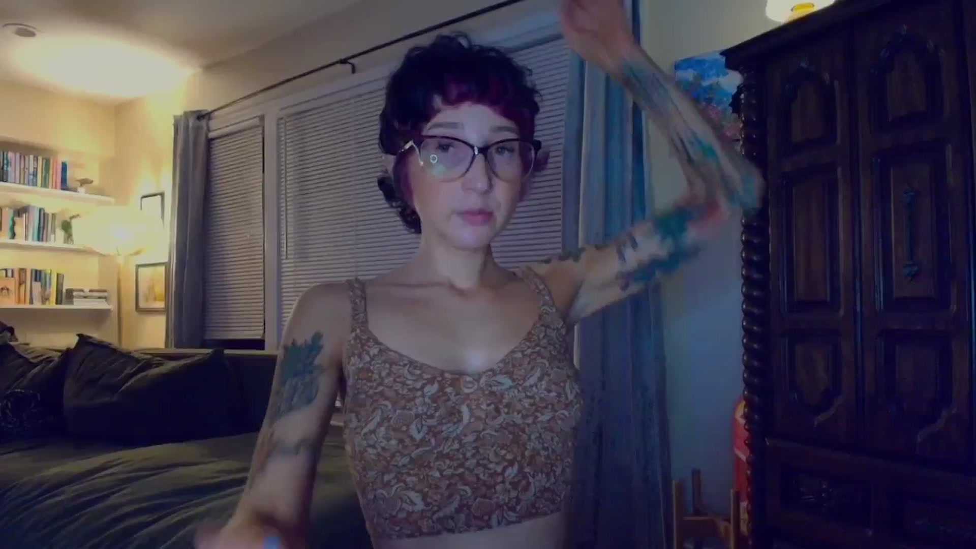 Gallery image thumbnail from Strawberrrri1's myfreecams stream on, 08/17/2025, 02:50 image 4 of 20