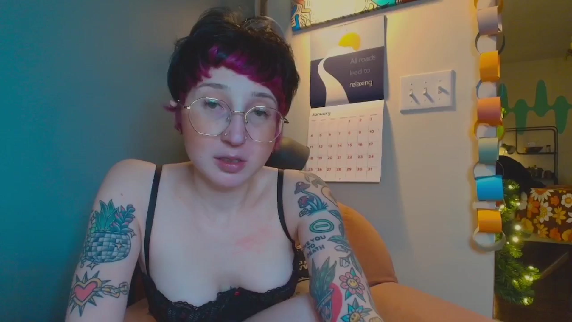 Gallery image thumbnail from Strawberrrri1's myfreecams stream on, 01/05/2026, 03:32 image 5 of 20