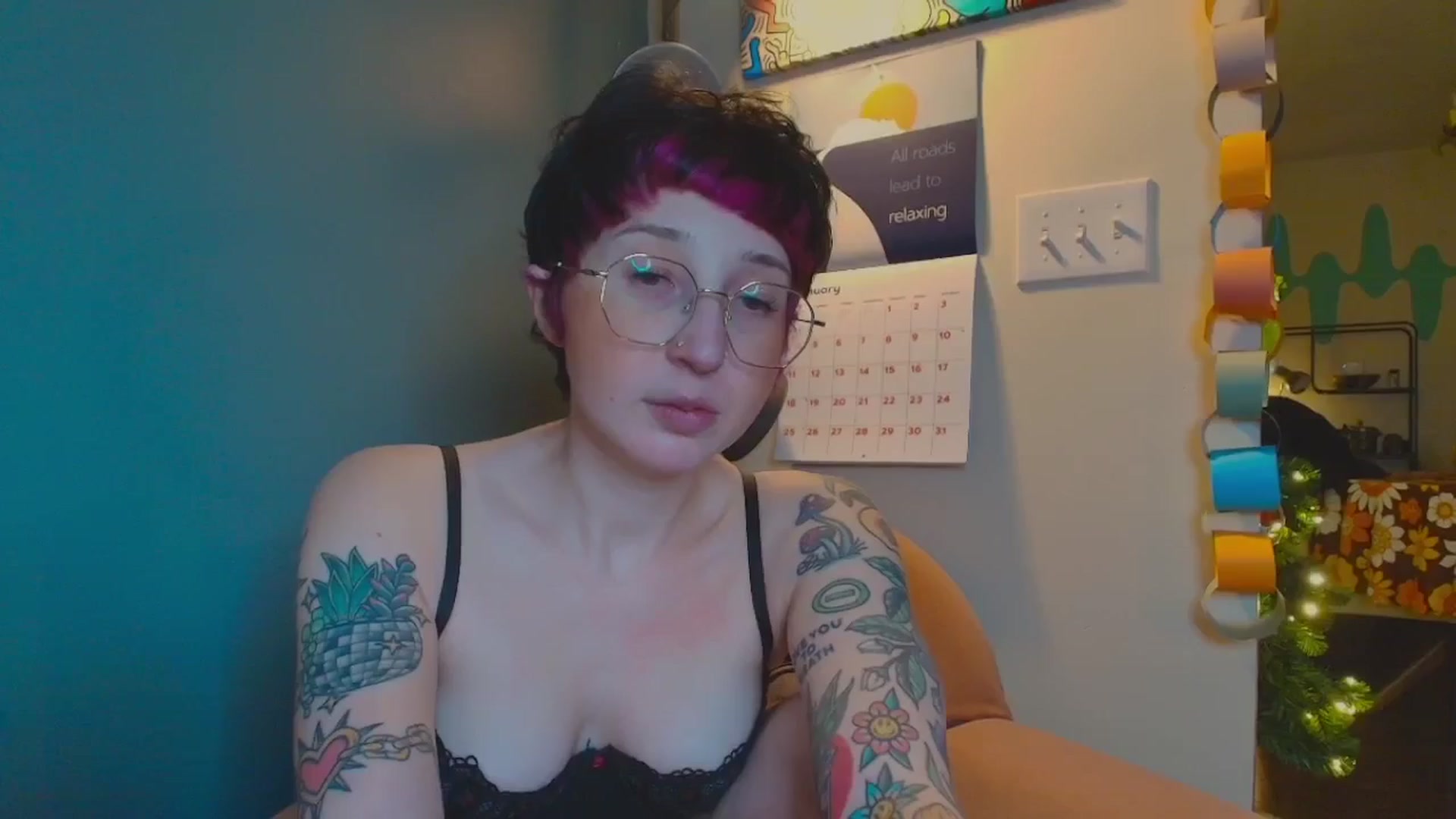 Gallery image thumbnail from Strawberrrri1's myfreecams stream on, 01/05/2026, 03:32 image 4 of 20