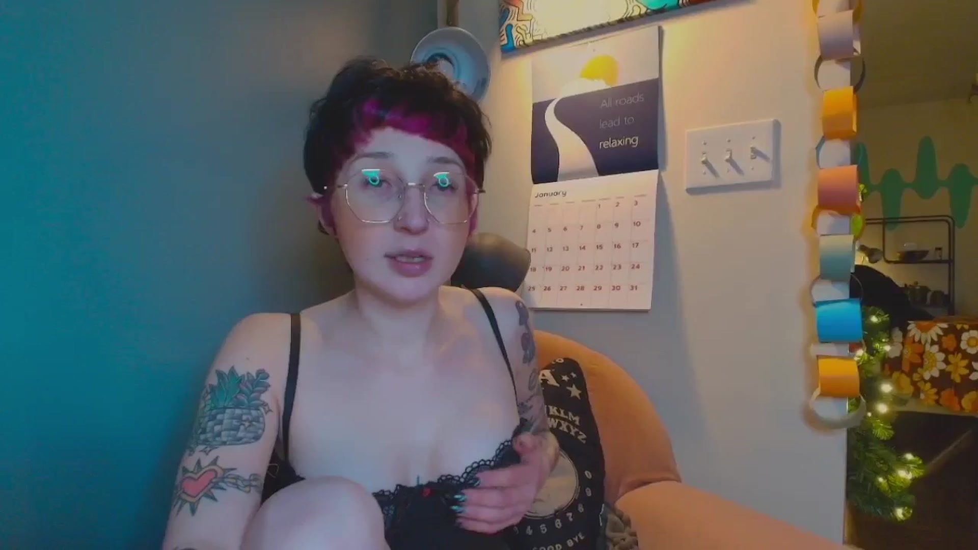Gallery image thumbnail from Strawberrrri1's myfreecams stream on, 01/05/2026, 03:32 image 3 of 20