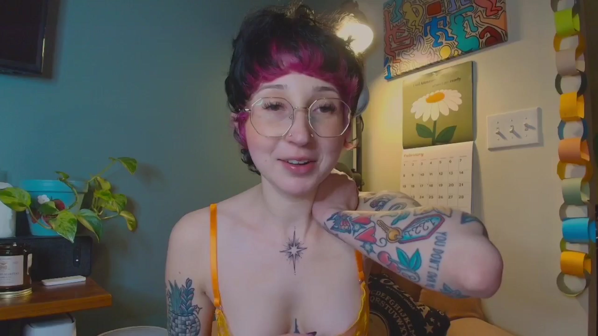 Gallery image thumbnail from Strawberrrri1's myfreecams stream on, 02/21/2026, 03:11 image 1 of 20