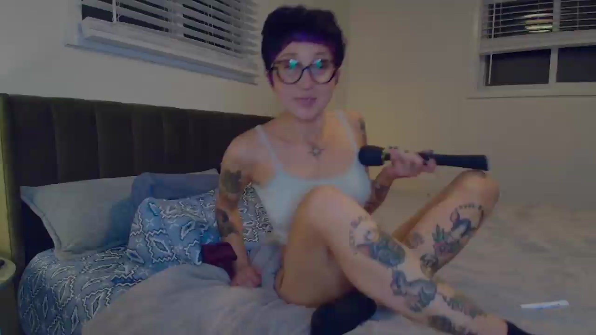 Gallery image thumbnail from Strawberrrri1's myfreecams stream on, 08/22/2026, 02:39 image 5 of 20