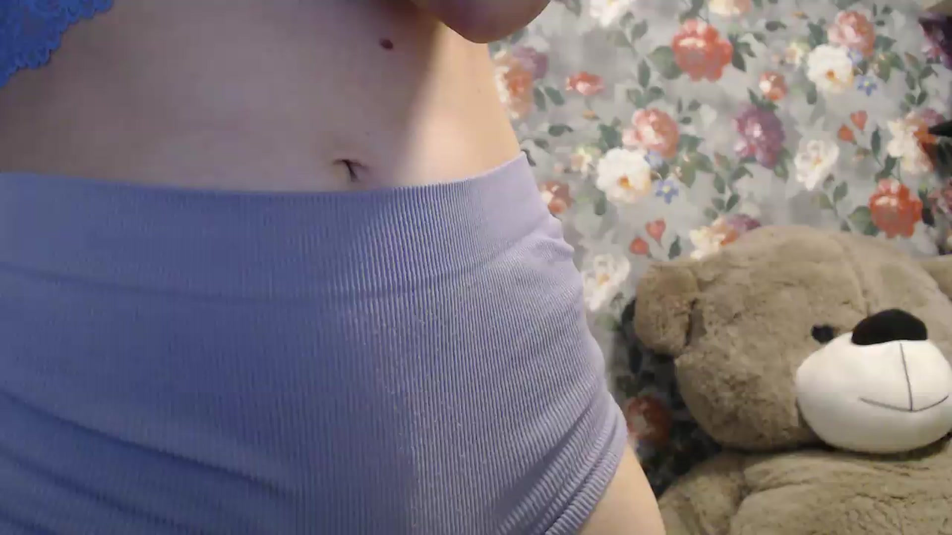Gallery image thumbnail from StrawberryDonut's myfreecams stream on, 09/21/2026, 20:58 image 13 of 20