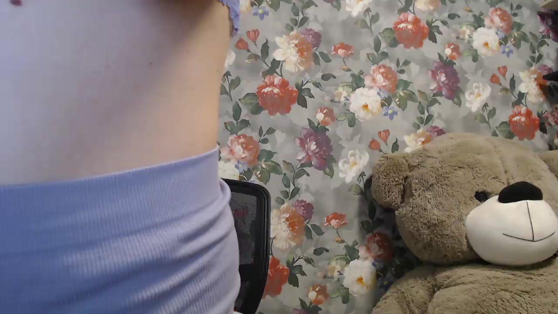 Gallery image thumbnail from StrawberryDonut's myfreecams stream on, 09/21/2026, 20:58 image 3 of 20