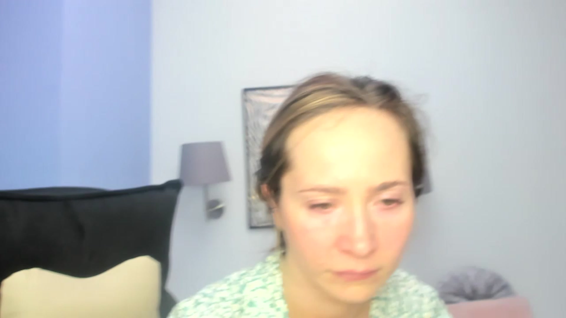 Gallery image thumbnail from Strawberrys2's myfreecams stream on, 04/09/2023, 16:32 image 4 of 20