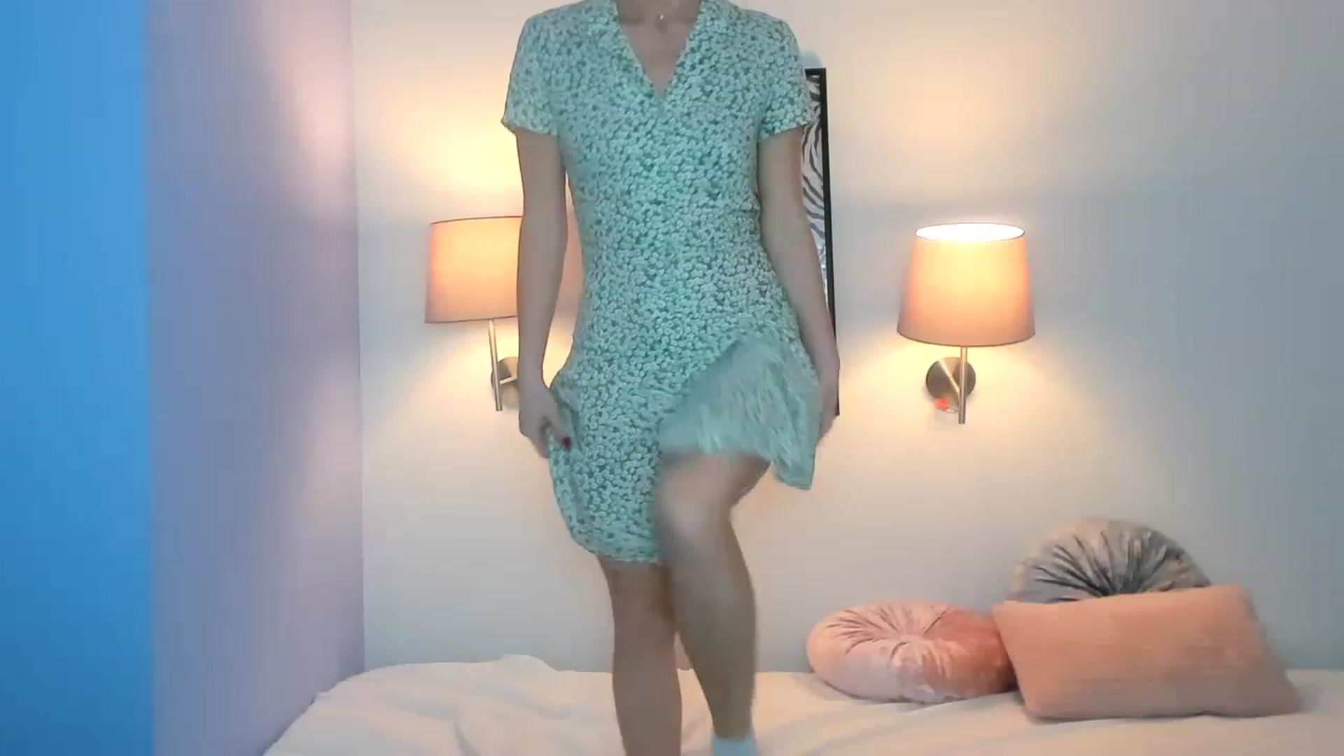 Gallery image thumbnail from Strawberrys2's myfreecams stream on, 04/09/2023, 18:46 image 16 of 20