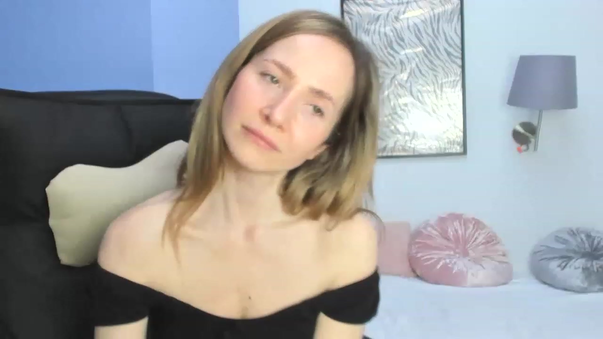 Gallery image thumbnail from Strawberrys2's myfreecams stream on, 04/16/2023, 16:20 image 7 of 20