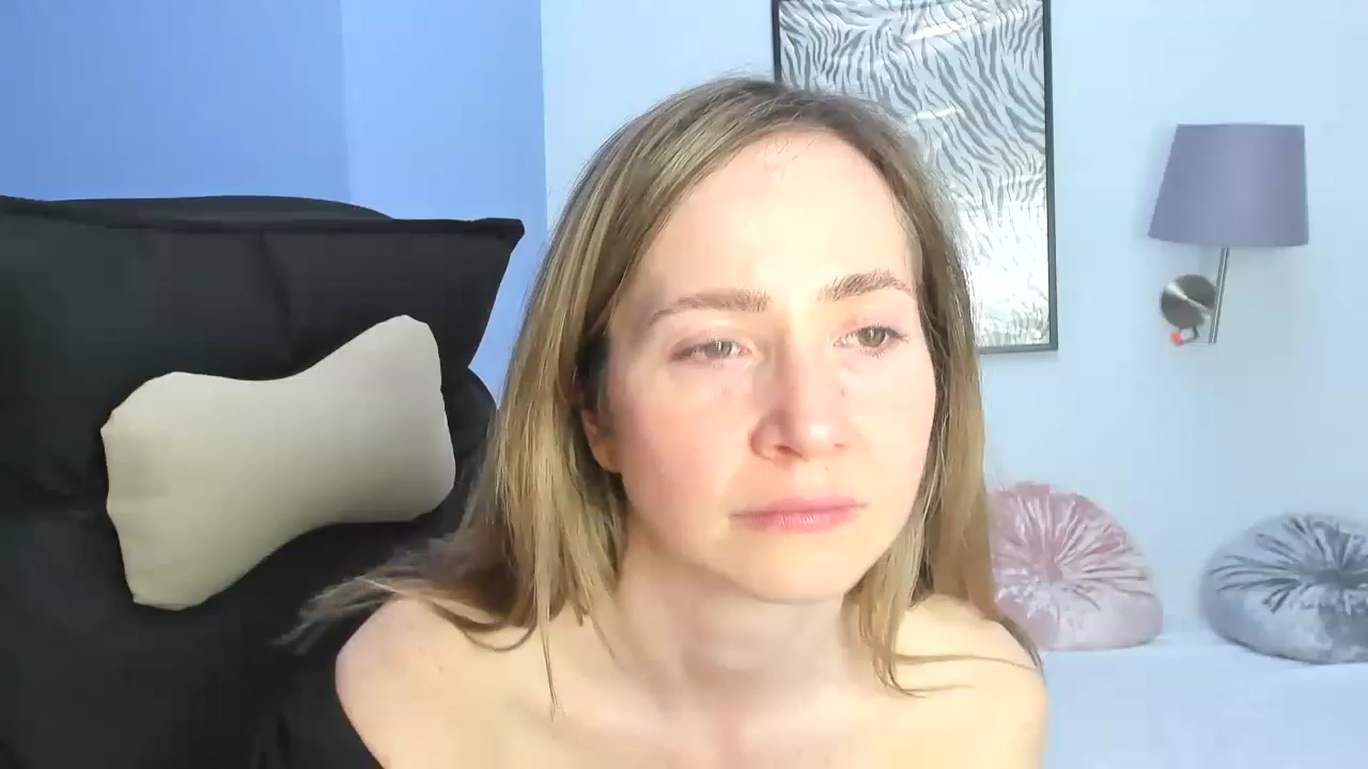 Gallery image thumbnail from Strawberrys2's myfreecams stream on, 04/16/2023, 16:20 image 13 of 20