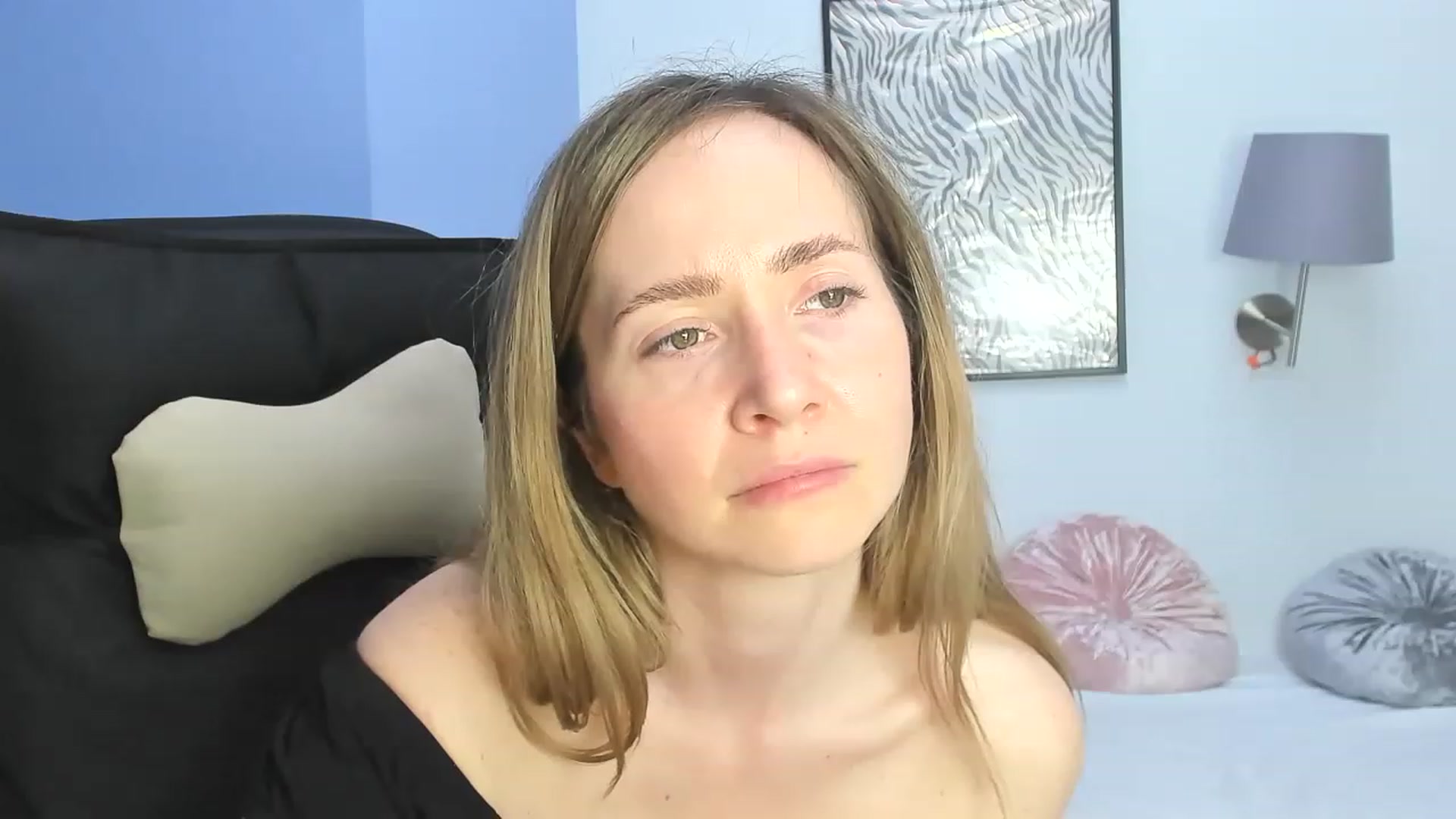 Gallery image thumbnail from Strawberrys2's myfreecams stream on, 04/16/2023, 16:20 image 4 of 20