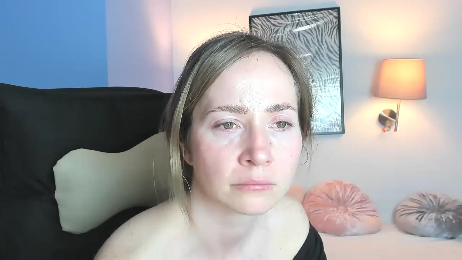 Gallery image thumbnail from Strawberrys2's myfreecams stream on, 04/16/2023, 18:35 image 18 of 20