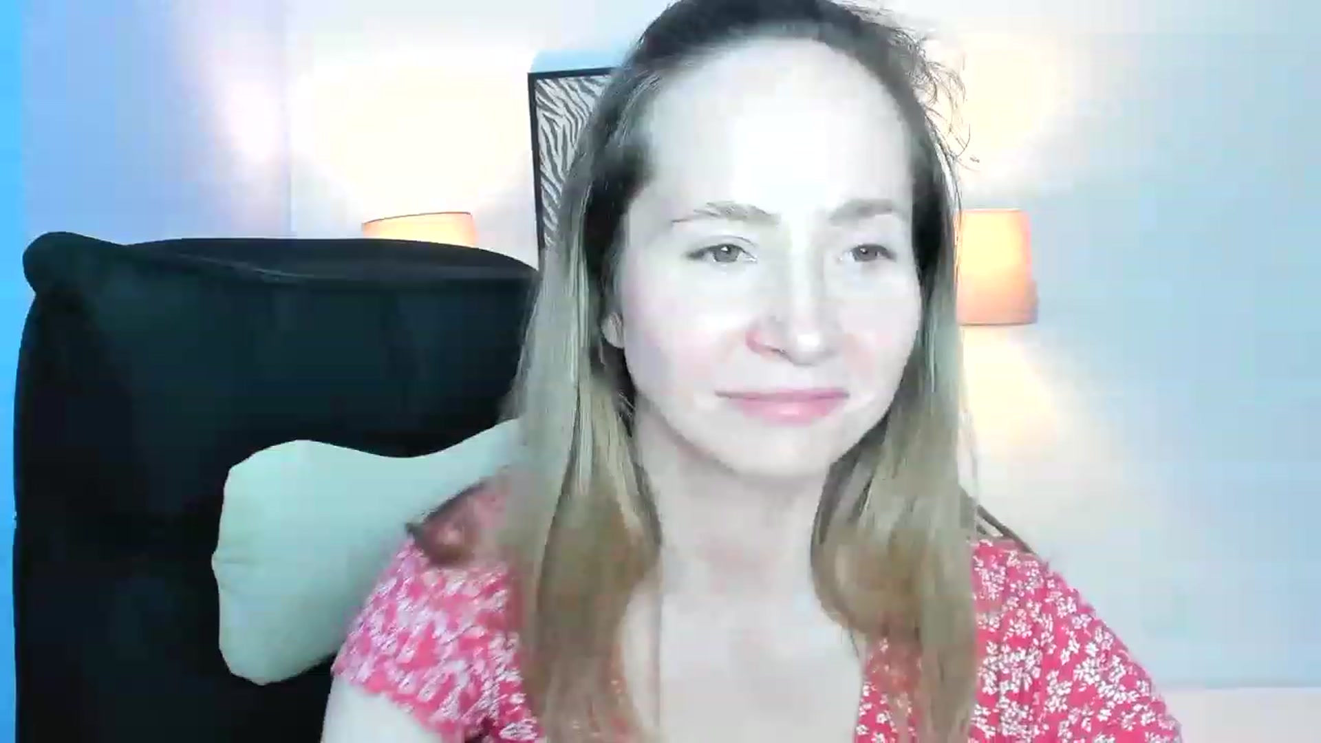 Gallery image thumbnail from Strawberrys2's myfreecams stream on, 04/20/2023, 17:09 image 20 of 20