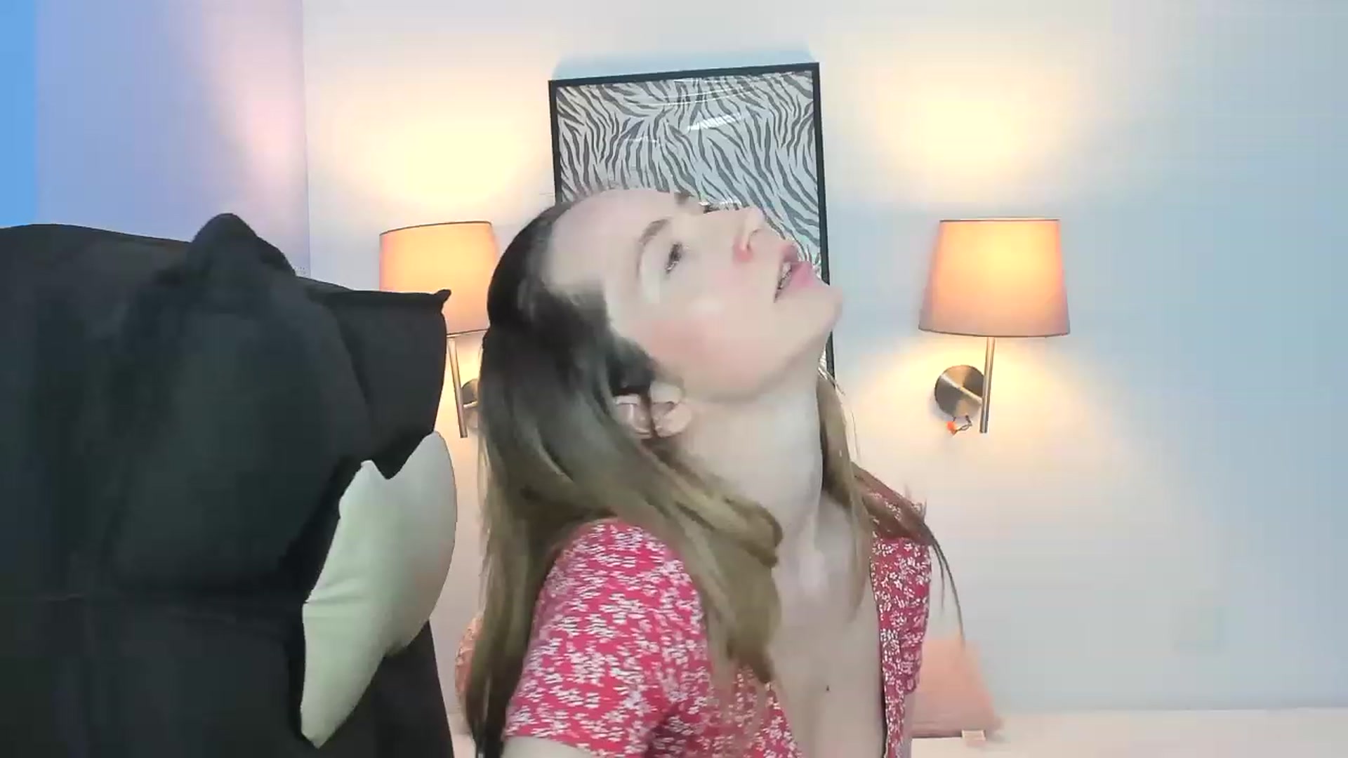 Gallery image thumbnail from Strawberrys2's myfreecams stream on, 04/20/2023, 17:09 image 15 of 20