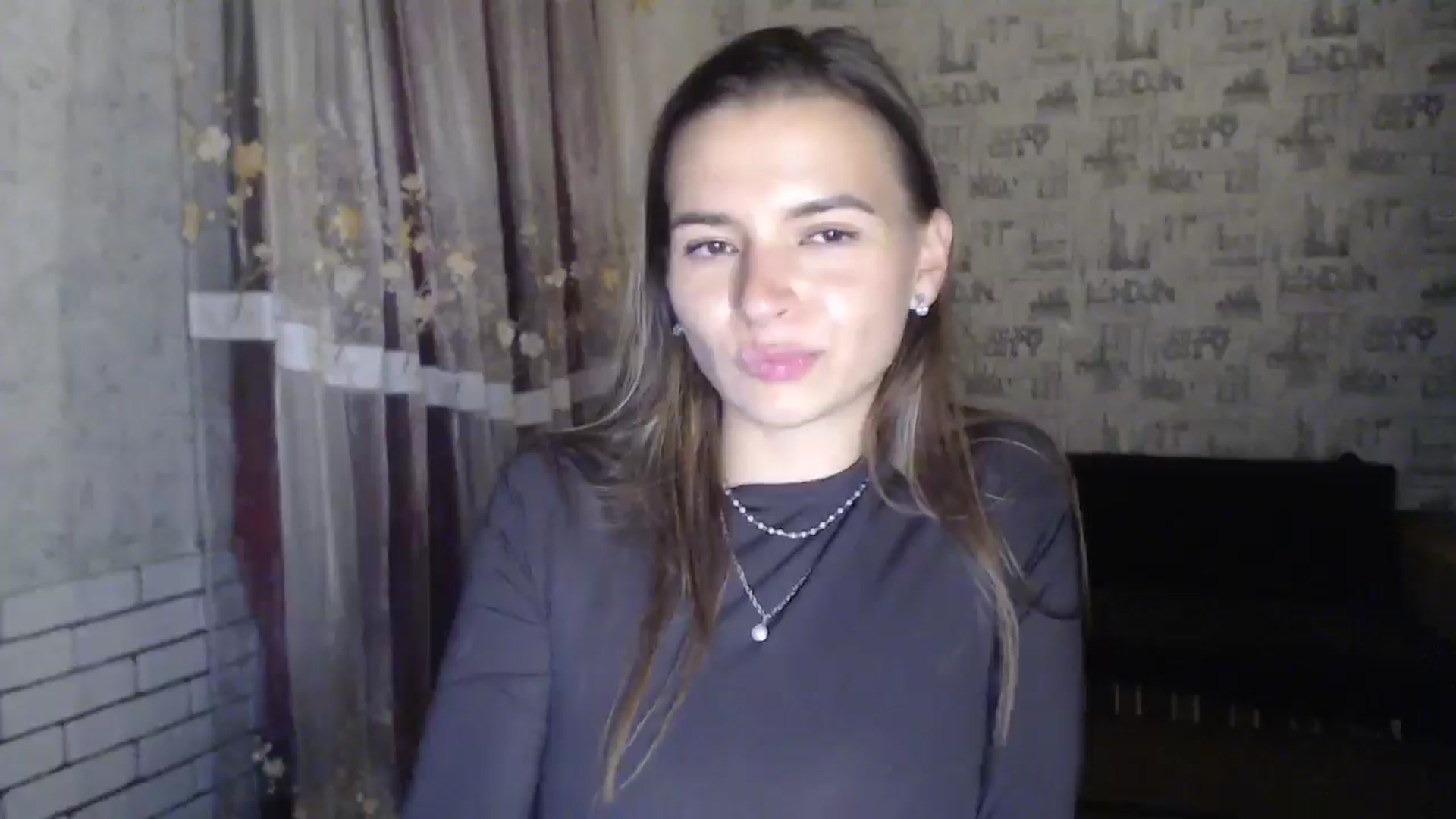 Gallery image thumbnail from Strongie's myfreecams stream on, 10/12/2024, 21:02 image 3 of 20