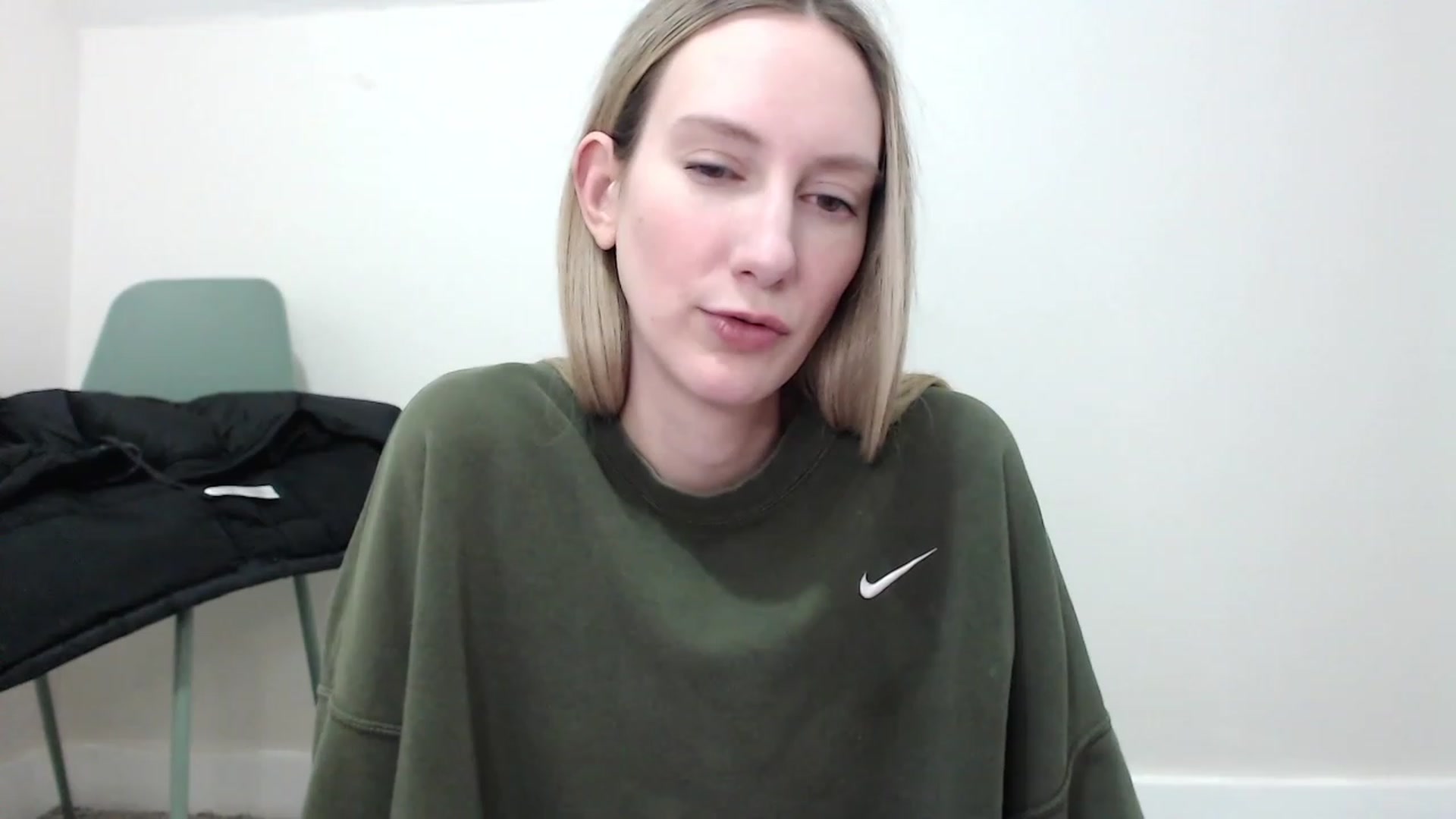 Gallery image thumbnail from Strwberrymoon's myfreecams stream on, 11/23/2022, 03:35 image 5 of 20
