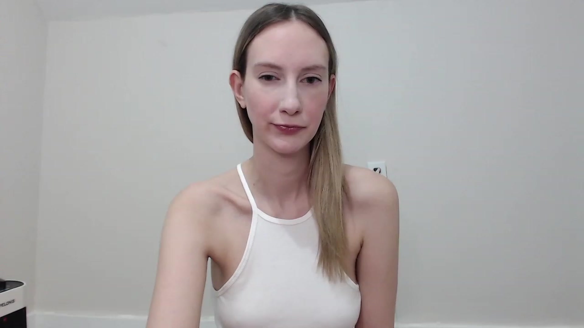 Gallery image thumbnail from Strwberrymoon's myfreecams stream on, 01/19/2023, 23:23 image 6 of 20
