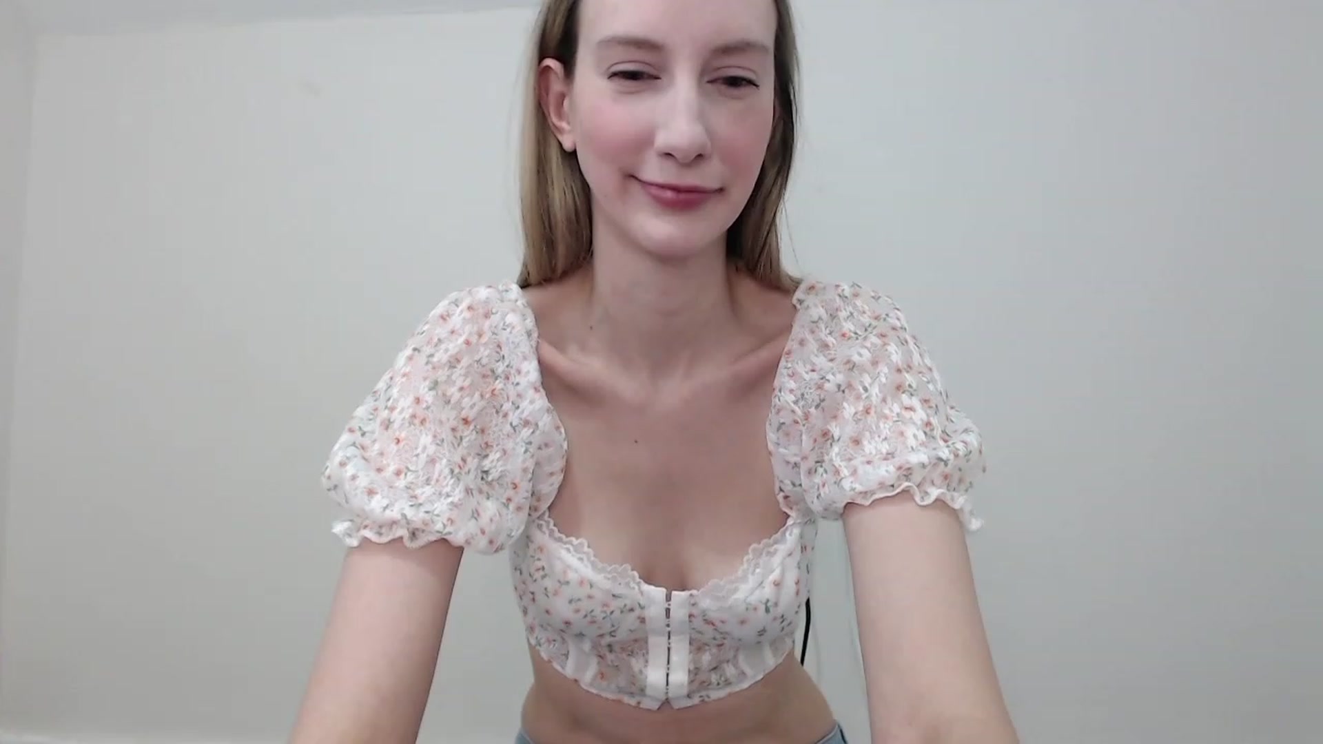 Gallery image thumbnail from Strwberrymoon's myfreecams stream on, 01/21/2023, 23:16 image 9 of 20