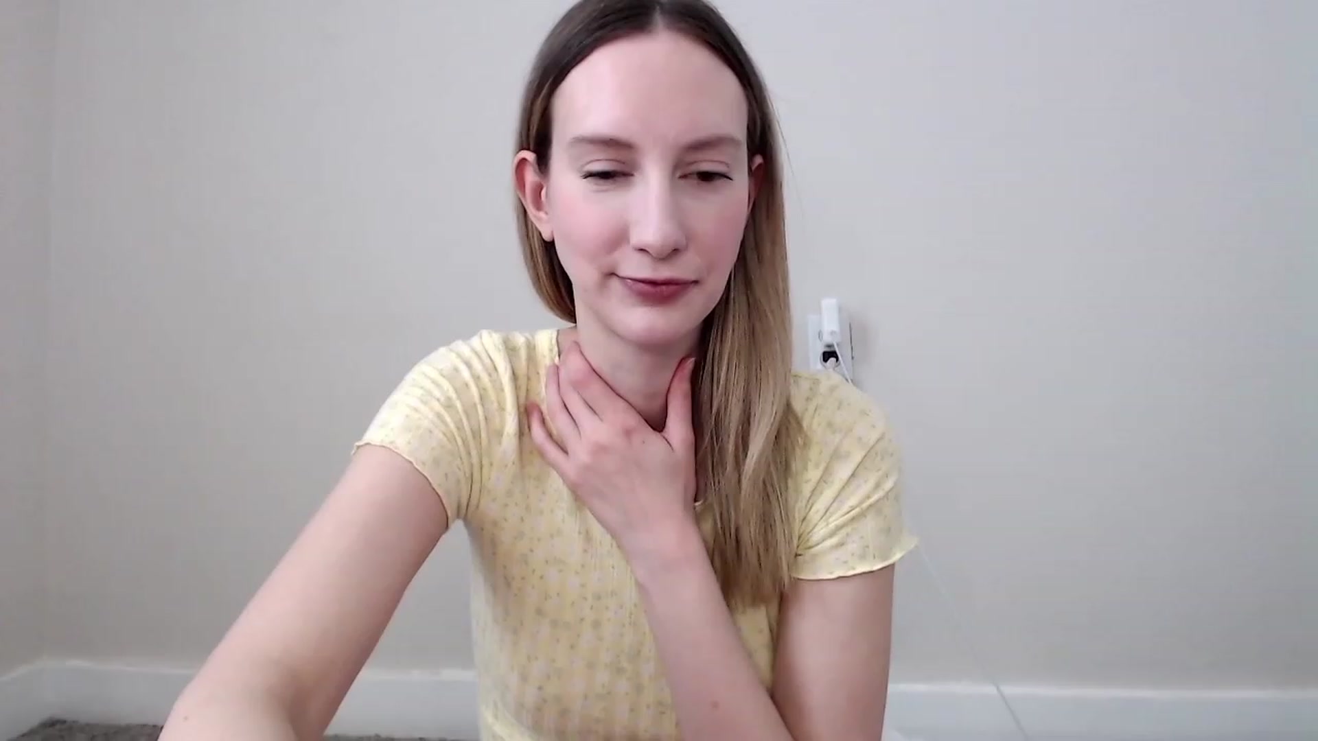 Gallery image thumbnail from Strwberrymoon's myfreecams stream on, 02/13/2023, 21:47 image 6 of 20