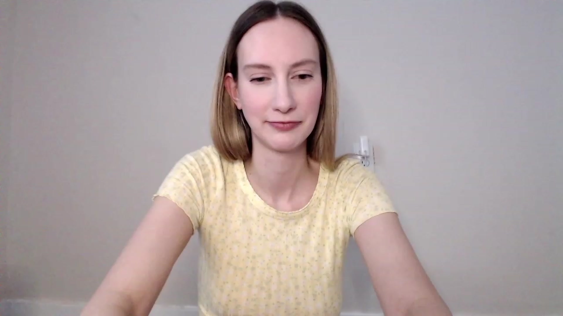 Gallery image thumbnail from Strwberrymoon's myfreecams stream on, 02/13/2023, 23:37 image 15 of 20