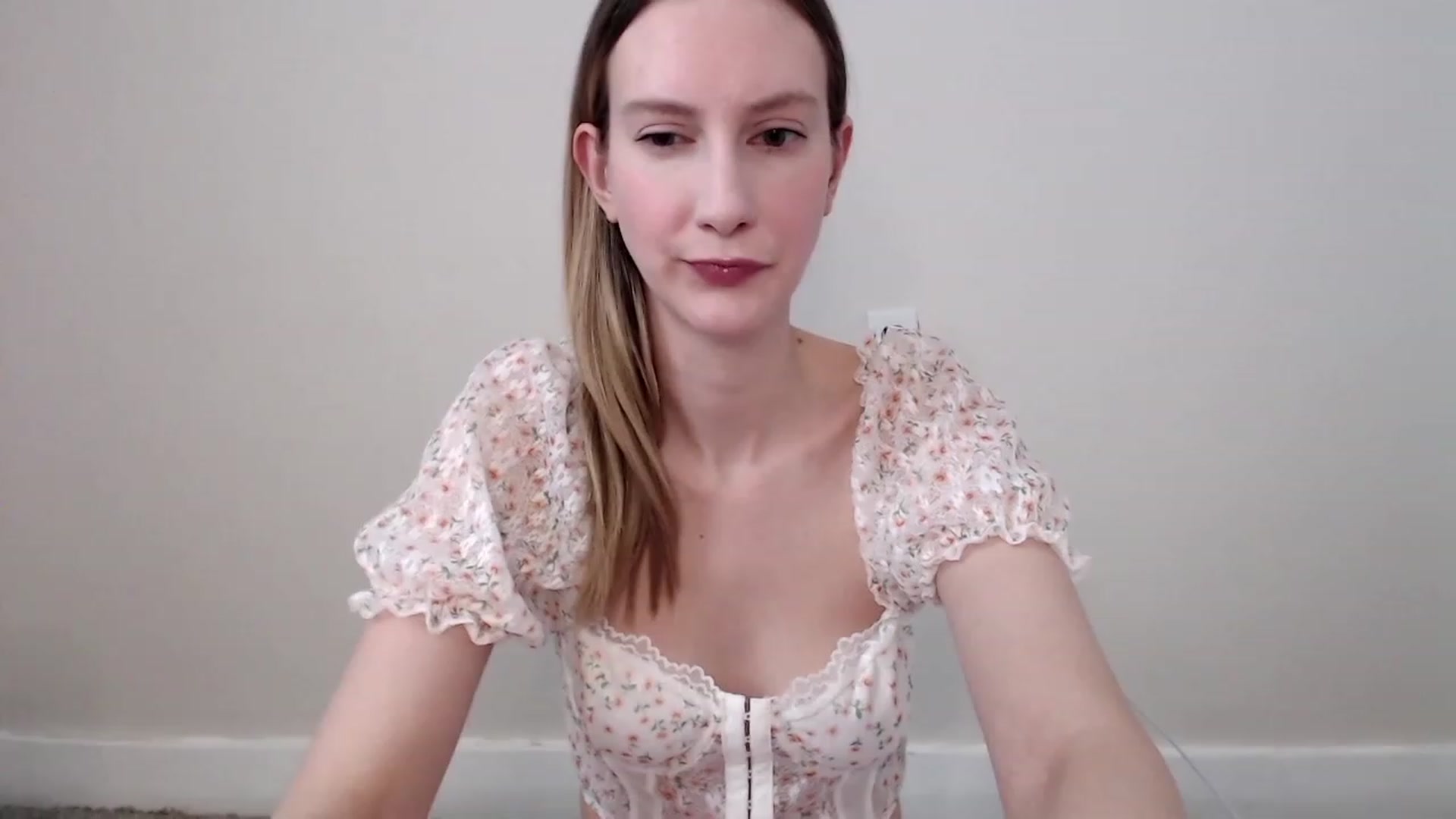 Gallery image thumbnail from Strwberrymoon's myfreecams stream on, 02/15/2023, 21:02 image 9 of 20