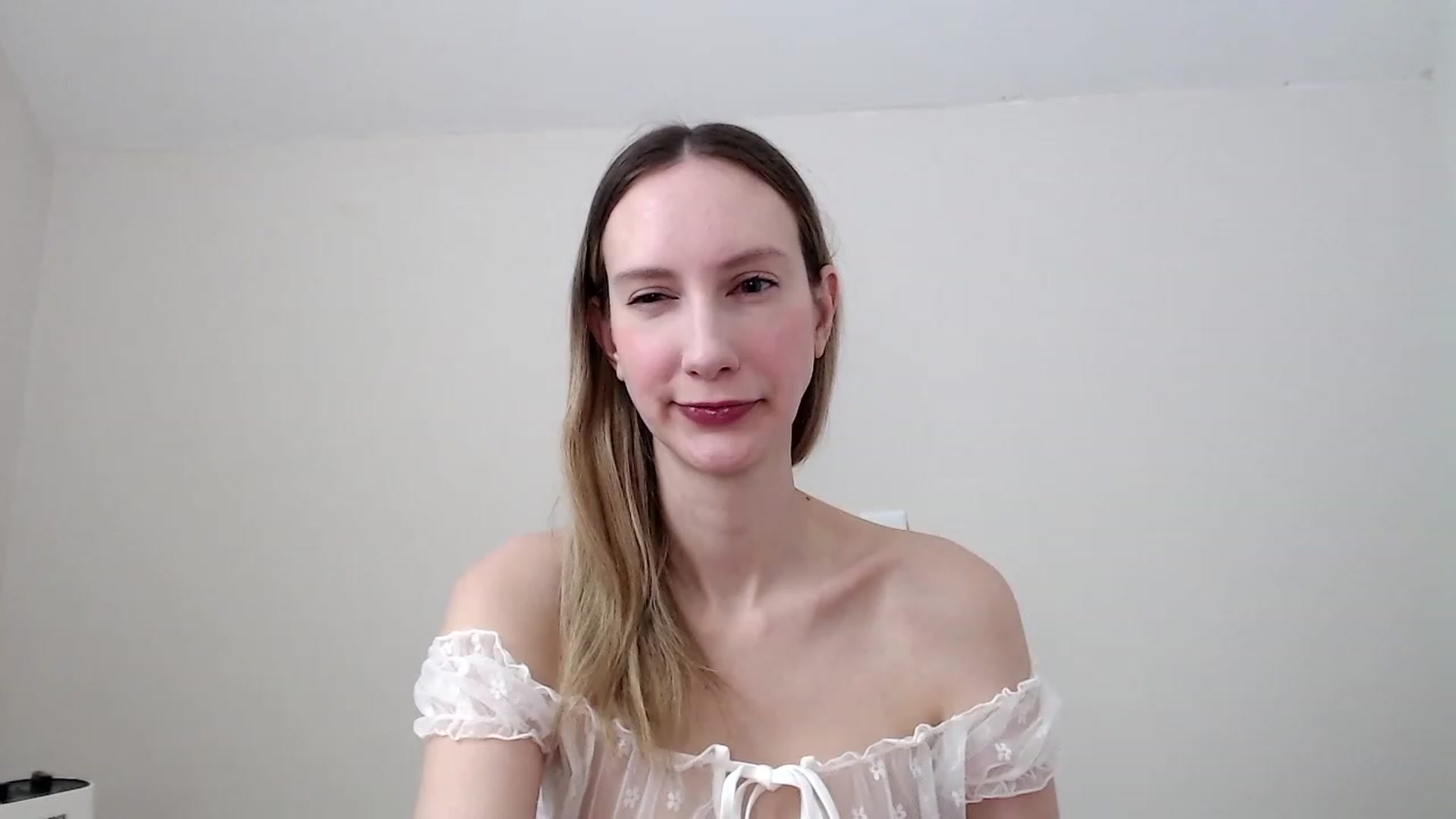 Gallery image thumbnail from Strwberrymoon's myfreecams stream on, 02/26/2023, 18:17 image 5 of 20