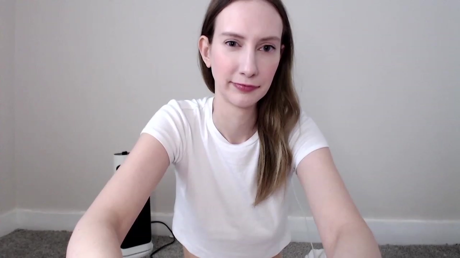 Gallery image thumbnail from Strwberrymoon's myfreecams stream on, 05/06/2023, 17:58 image 19 of 20