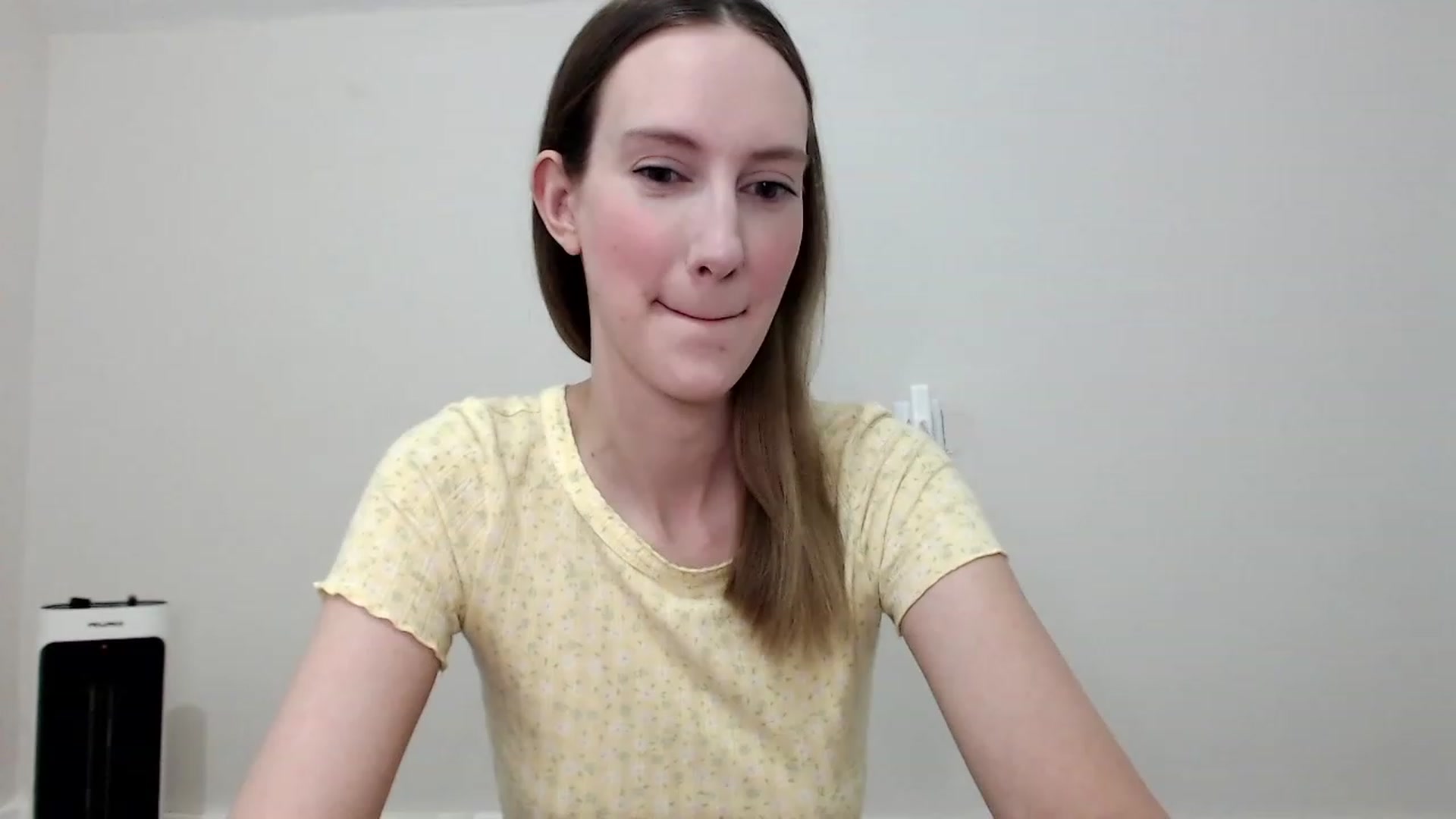 Gallery image thumbnail from Strwberrymoon's myfreecams stream on, 07/09/2023, 20:49 image 7 of 20