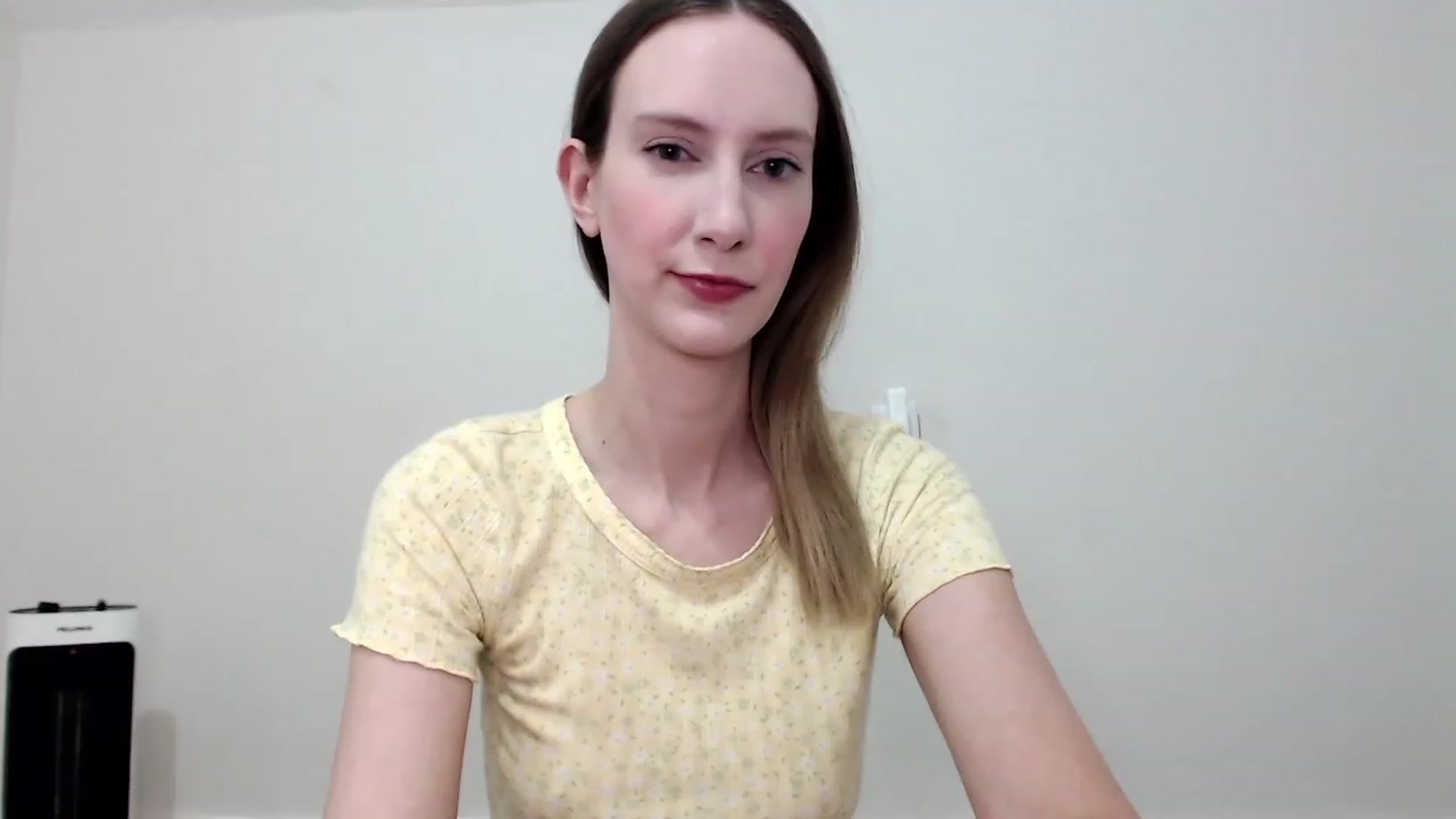 Gallery image thumbnail from Strwberrymoon's myfreecams stream on, 07/09/2023, 20:49 image 11 of 20