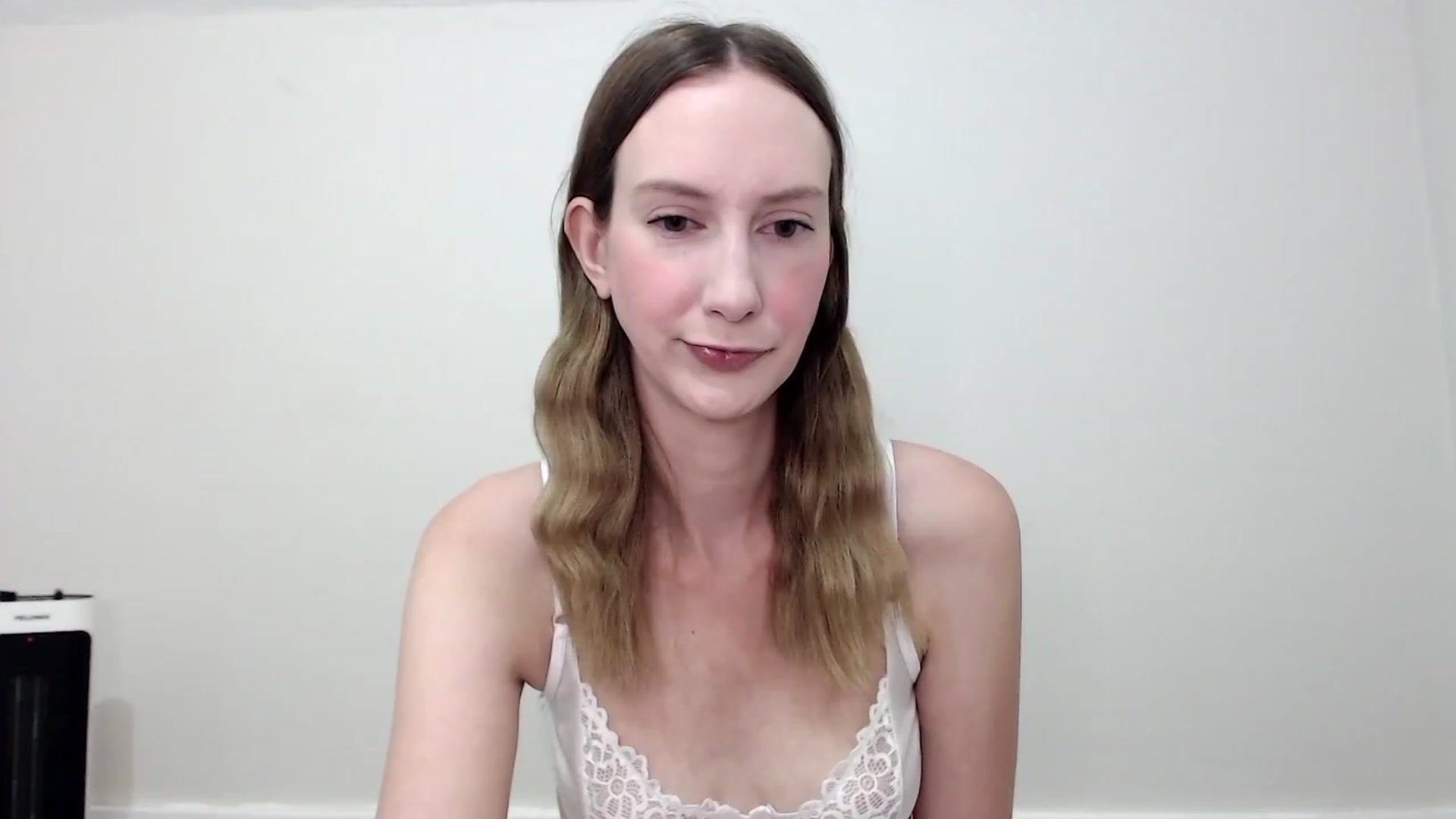 Gallery image thumbnail from Strwberrymoon's myfreecams stream on, 07/27/2023, 21:55 image 12 of 20