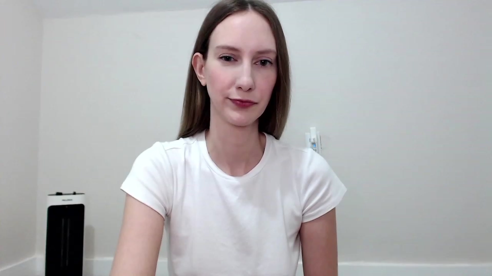 Gallery image thumbnail from Strwberrymoon's myfreecams stream on, 08/10/2023, 22:37 image 15 of 20