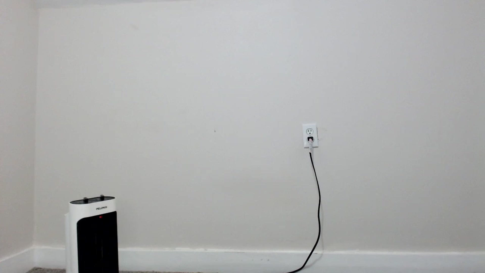 Gallery image thumbnail from Strwberrymoon's myfreecams stream on, 09/15/2023, 23:13 image 17 of 20