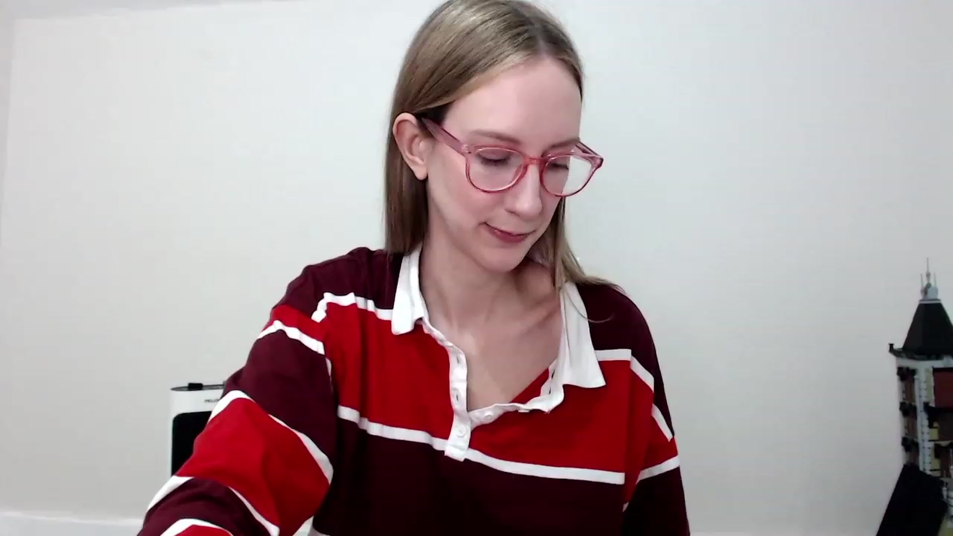 Gallery image thumbnail from Strwberrymoon's myfreecams stream on, 10/21/2023, 24:56 image 7 of 20