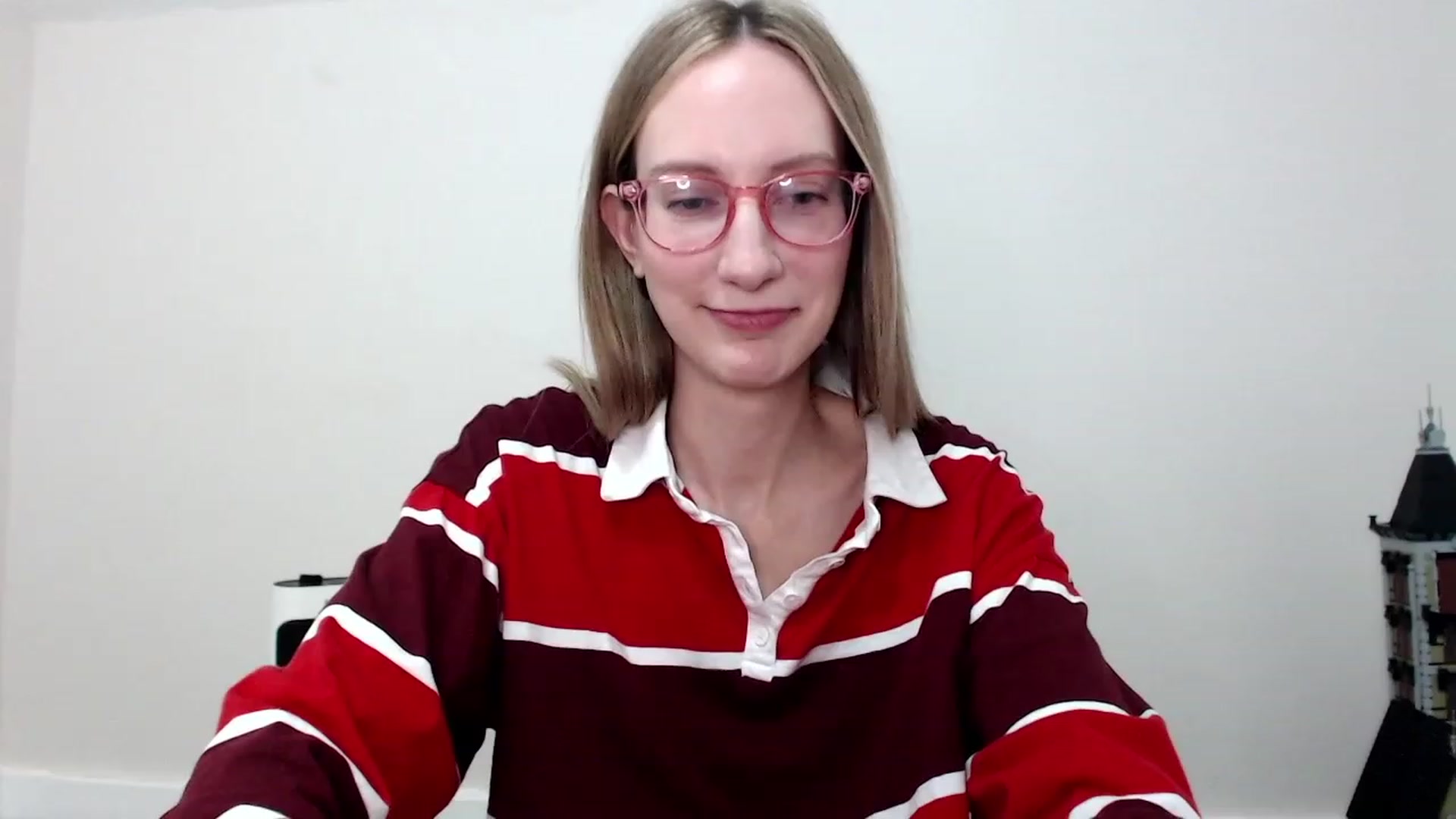 Gallery image thumbnail from Strwberrymoon's myfreecams stream on, 10/21/2023, 24:56 image 16 of 20