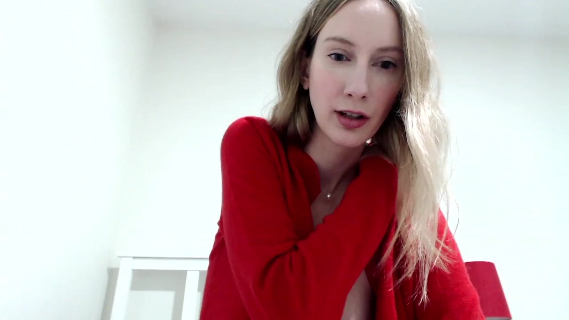 Gallery image thumbnail from Strwberrymoon's myfreecams stream on, 11/29/2023, 22:28 image 17 of 20