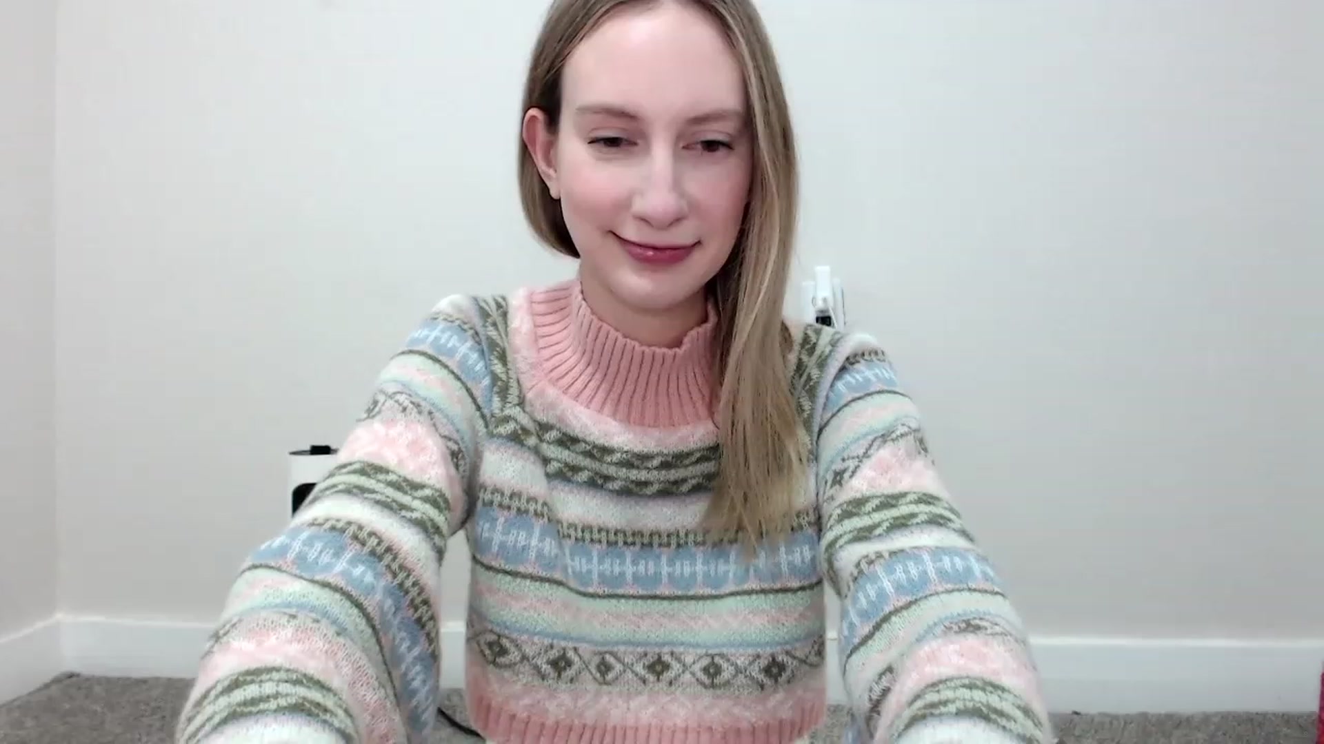 Gallery image thumbnail from Strwberrymoon's myfreecams stream on, 12/14/2023, 24:09 image 7 of 20