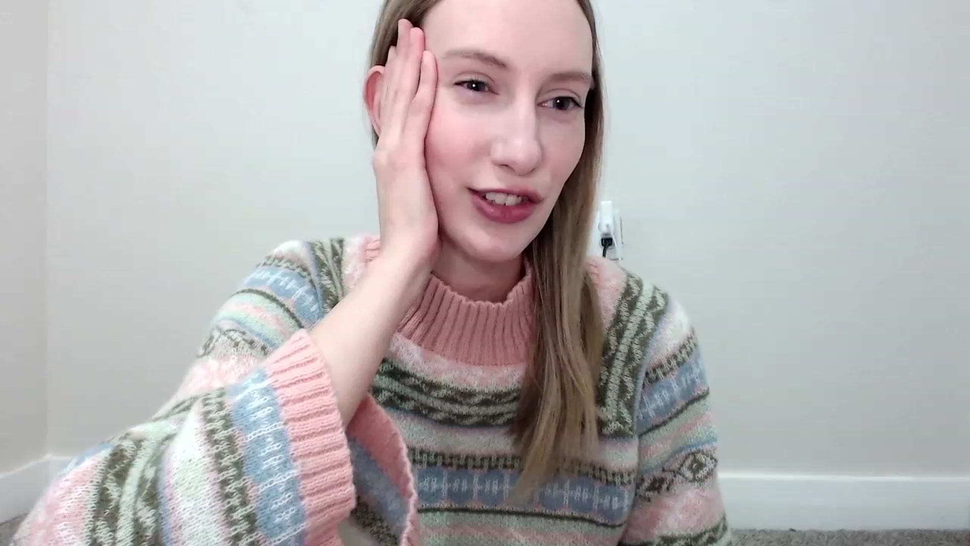 Gallery image thumbnail from Strwberrymoon's myfreecams stream on, 12/14/2023, 24:09 image 18 of 20