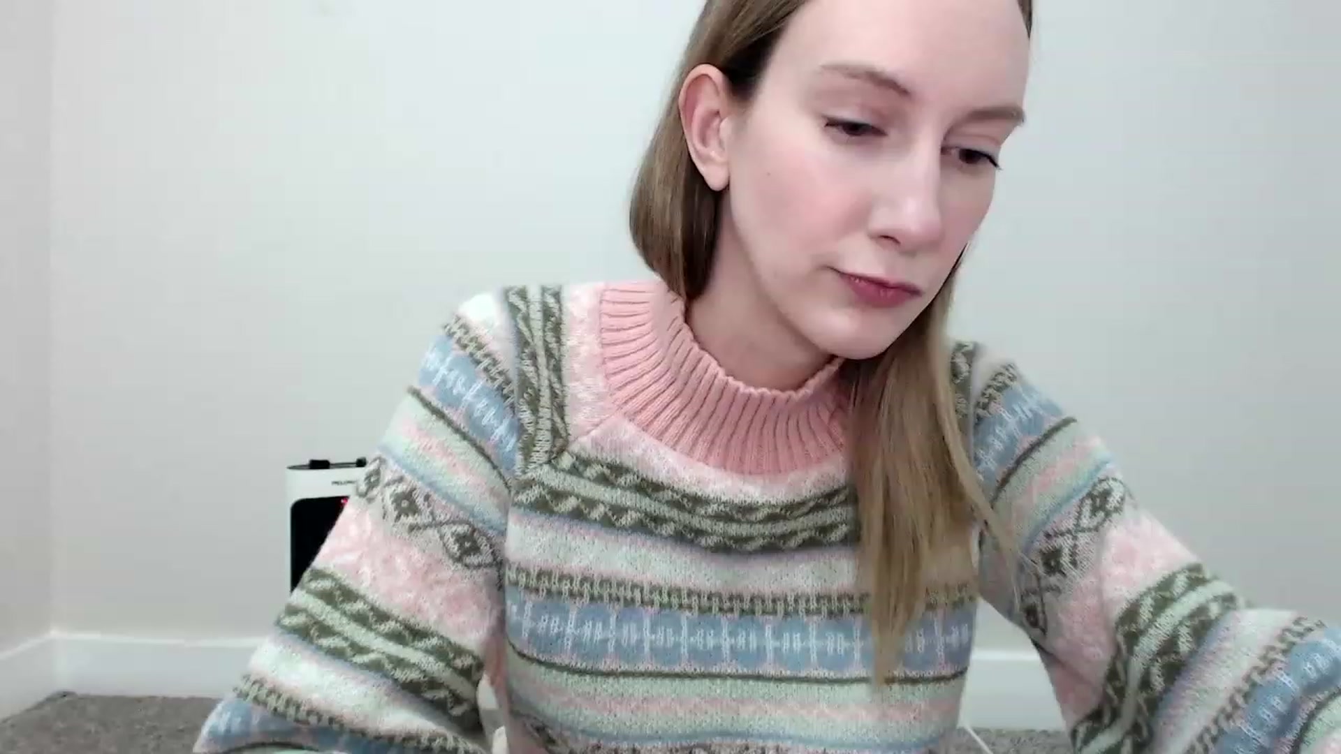 Gallery image thumbnail from Strwberrymoon's myfreecams stream on, 12/14/2023, 24:09 image 2 of 20