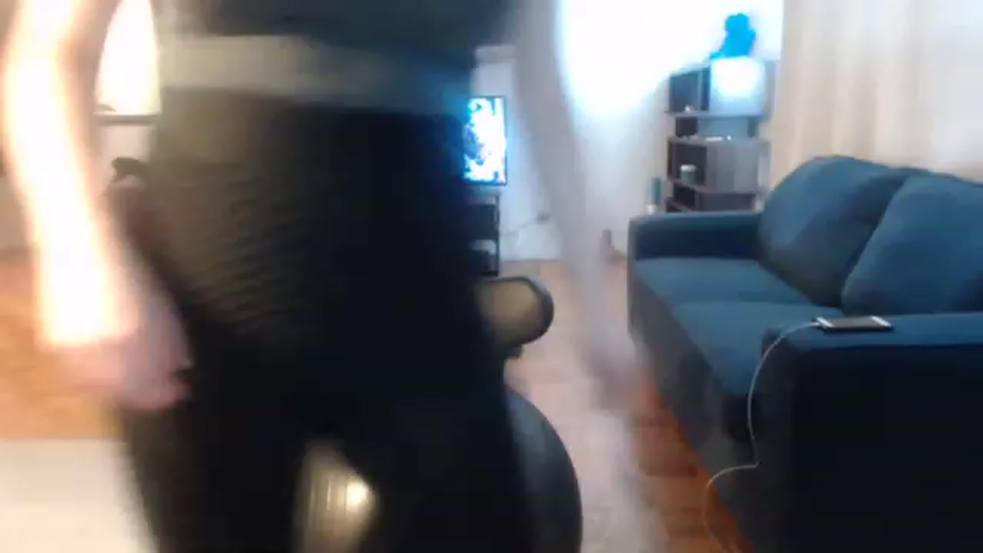 Gallery image thumbnail from Stuff_itinme's myfreecams stream on, 03/09/2023, 16:43 image 15 of 20