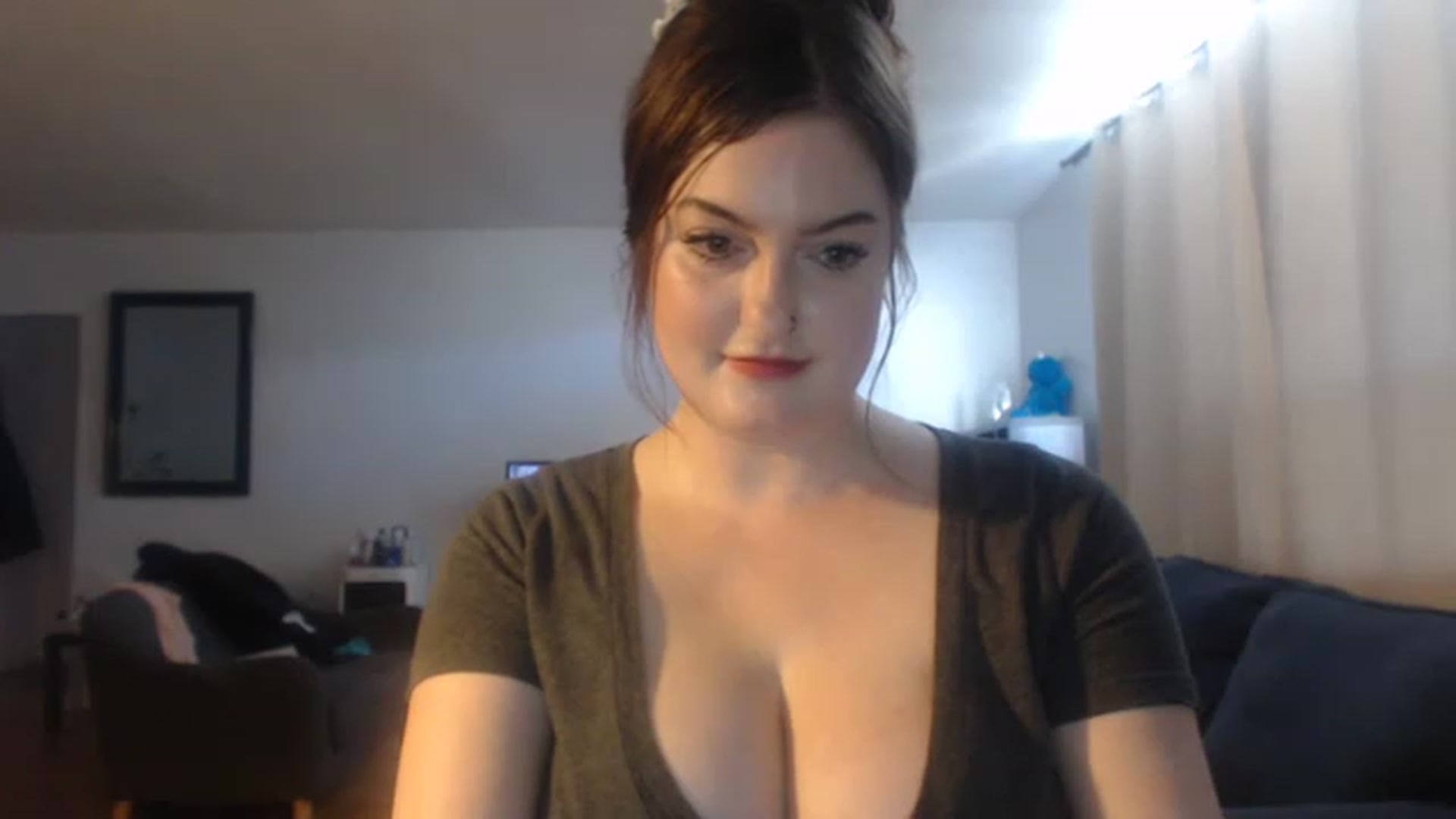 Gallery image thumbnail from Stuff_itinme's myfreecams stream on, 03/09/2023, 17:47 image 15 of 20