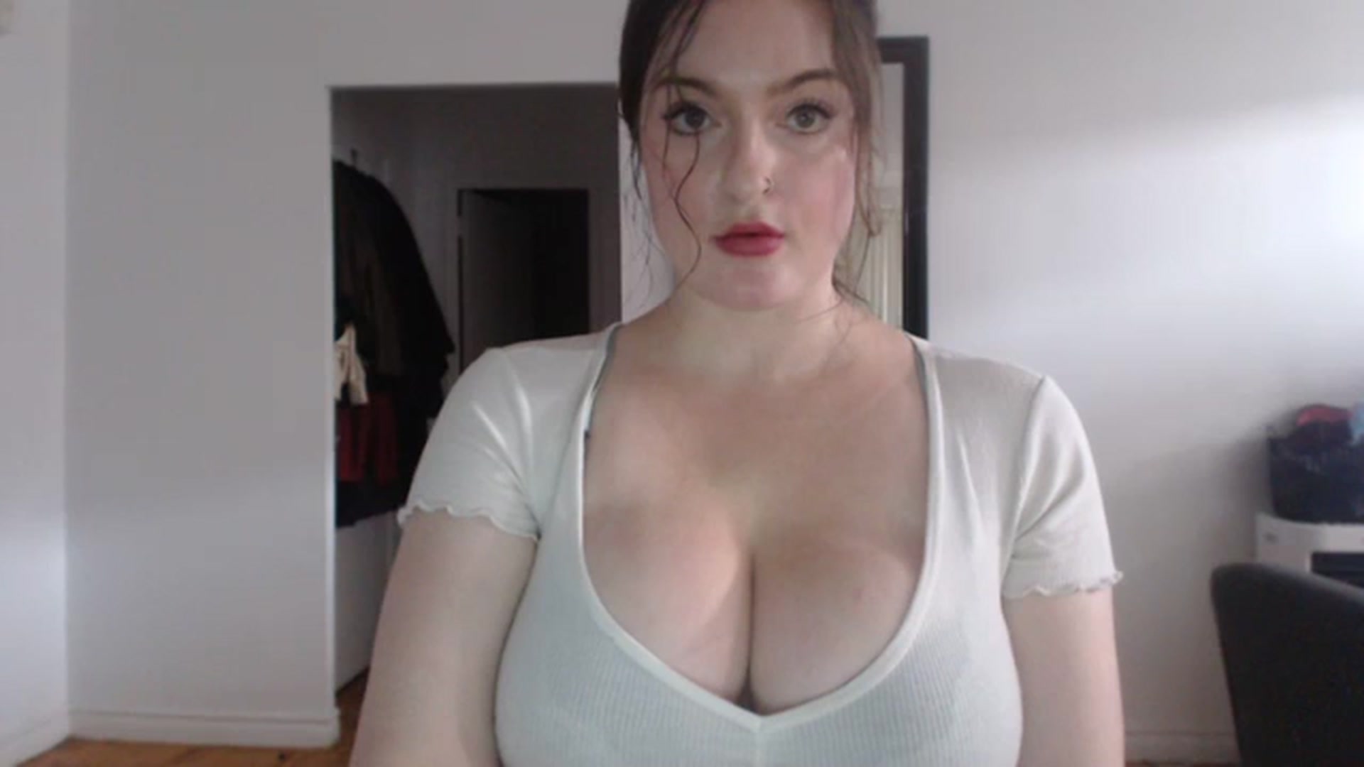 Gallery image thumbnail from Stuff_itinme's myfreecams stream on, 07/18/2023, 15:56 image 1 of 20