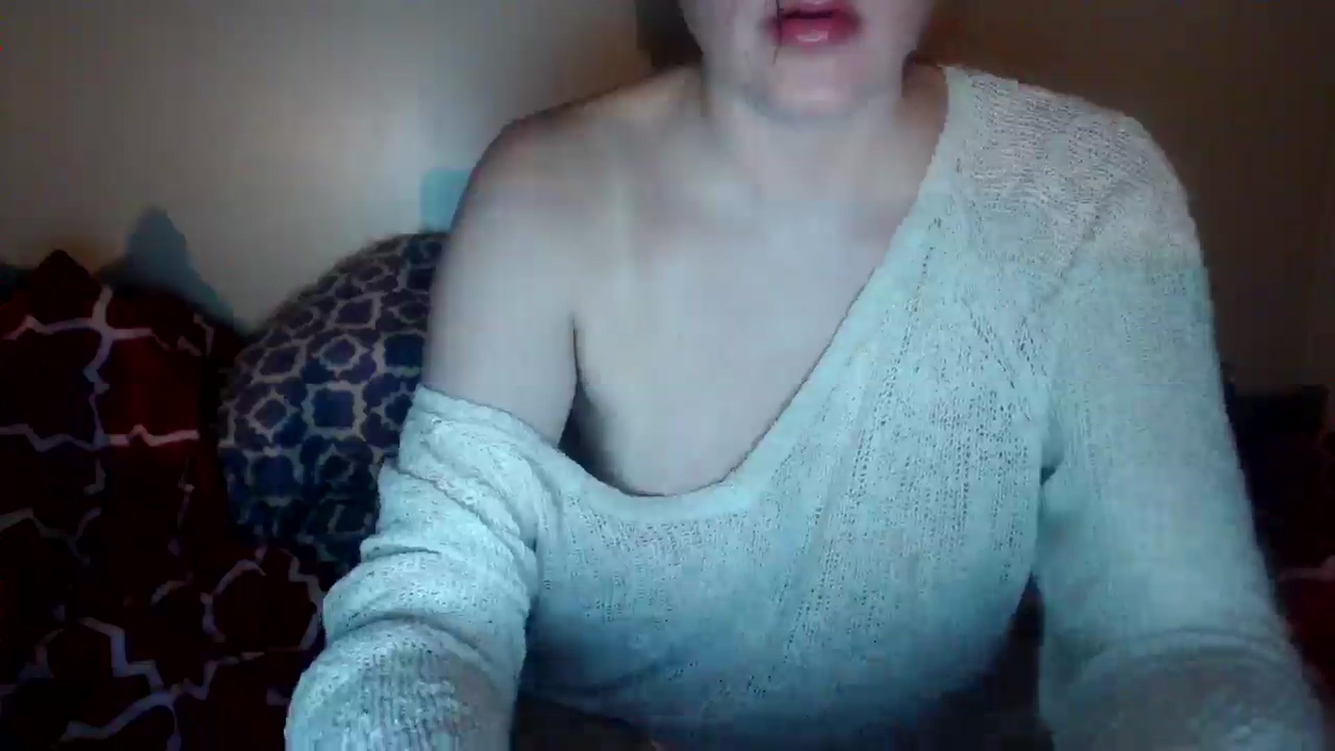 Gallery image thumbnail from Stuff_itinme's myfreecams stream on, 08/18/2025, 10:31 image 12 of 20