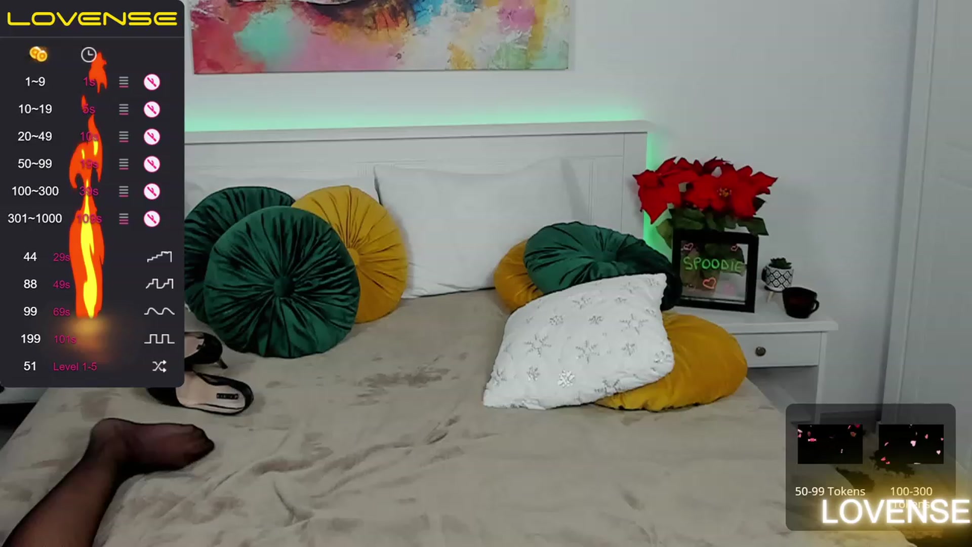 Gallery image thumbnail from SuaveGia's myfreecams stream on, 12/12/2022, 08:56 image 1 of 20