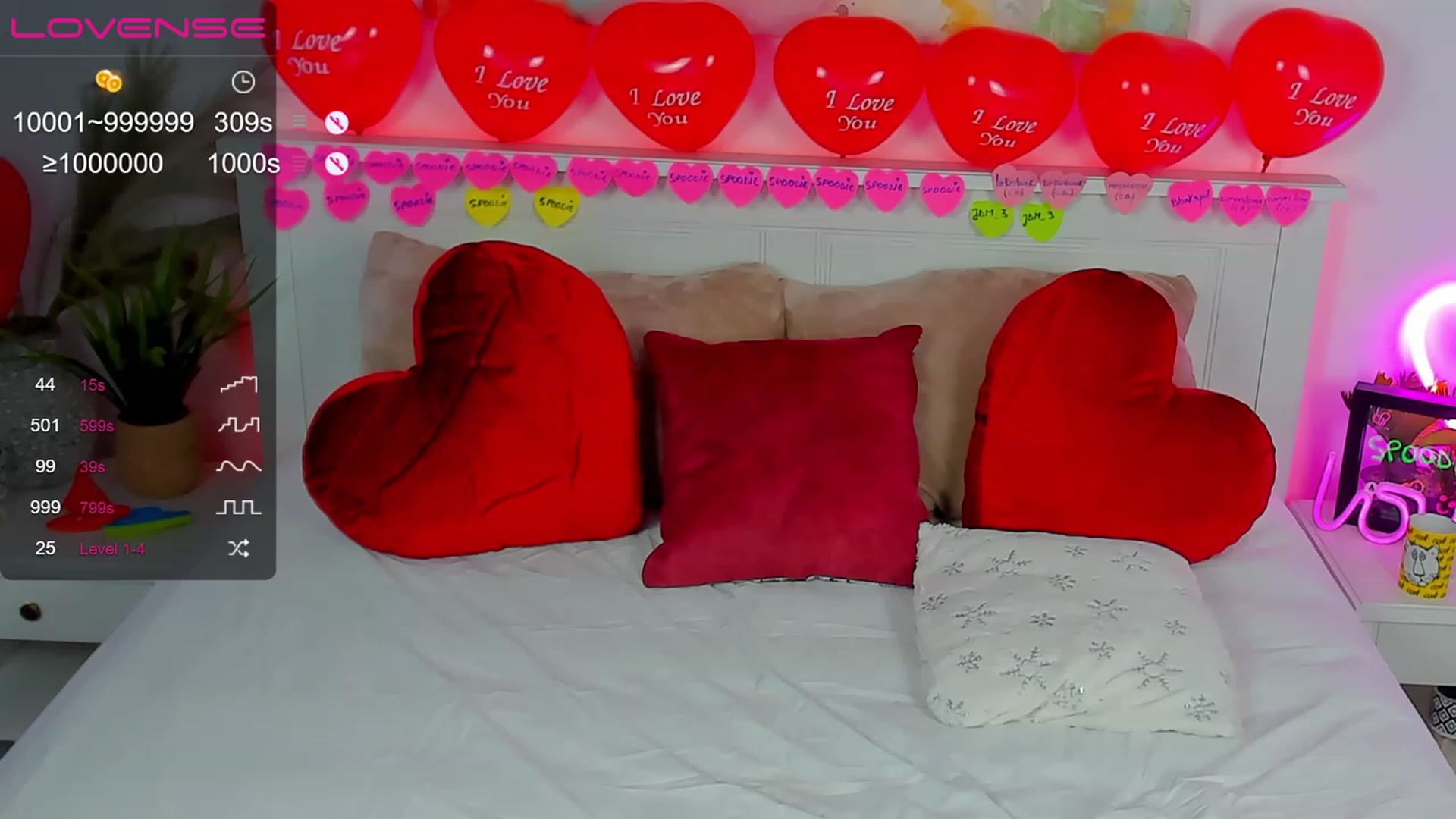 Gallery image thumbnail from SuaveGia's myfreecams stream on, 02/13/2023, 09:21 image 4 of 20