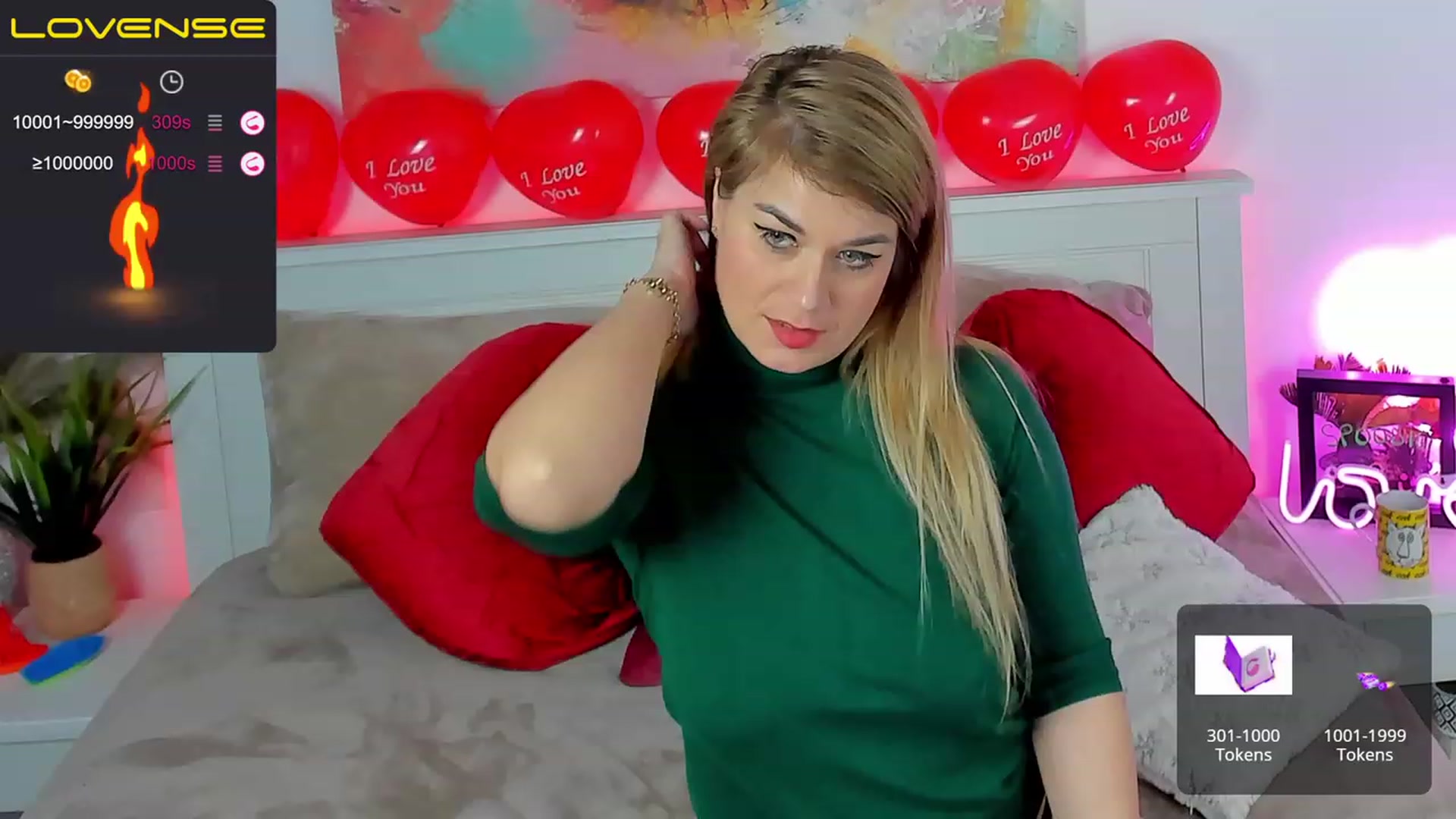 Gallery image thumbnail from SuaveGia's myfreecams stream on, 02/21/2023, 06:53 image 15 of 20